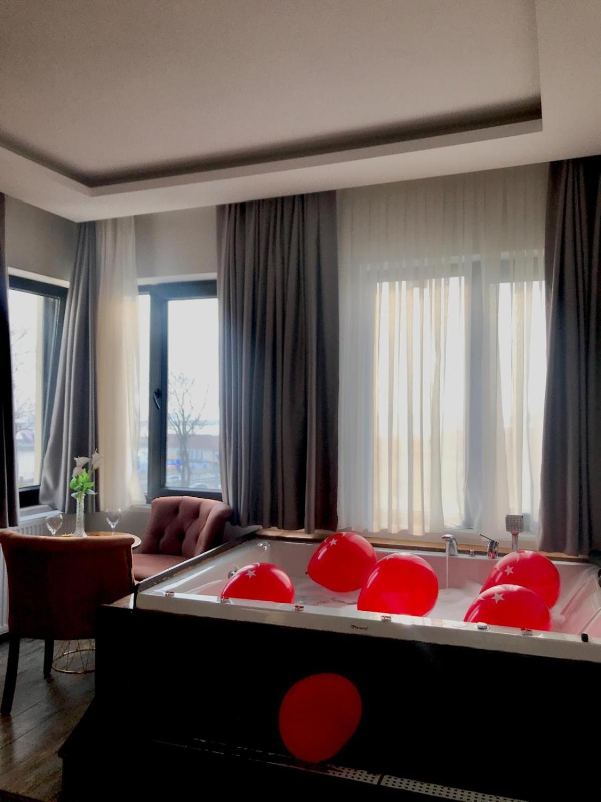 Hotel Newalla Old