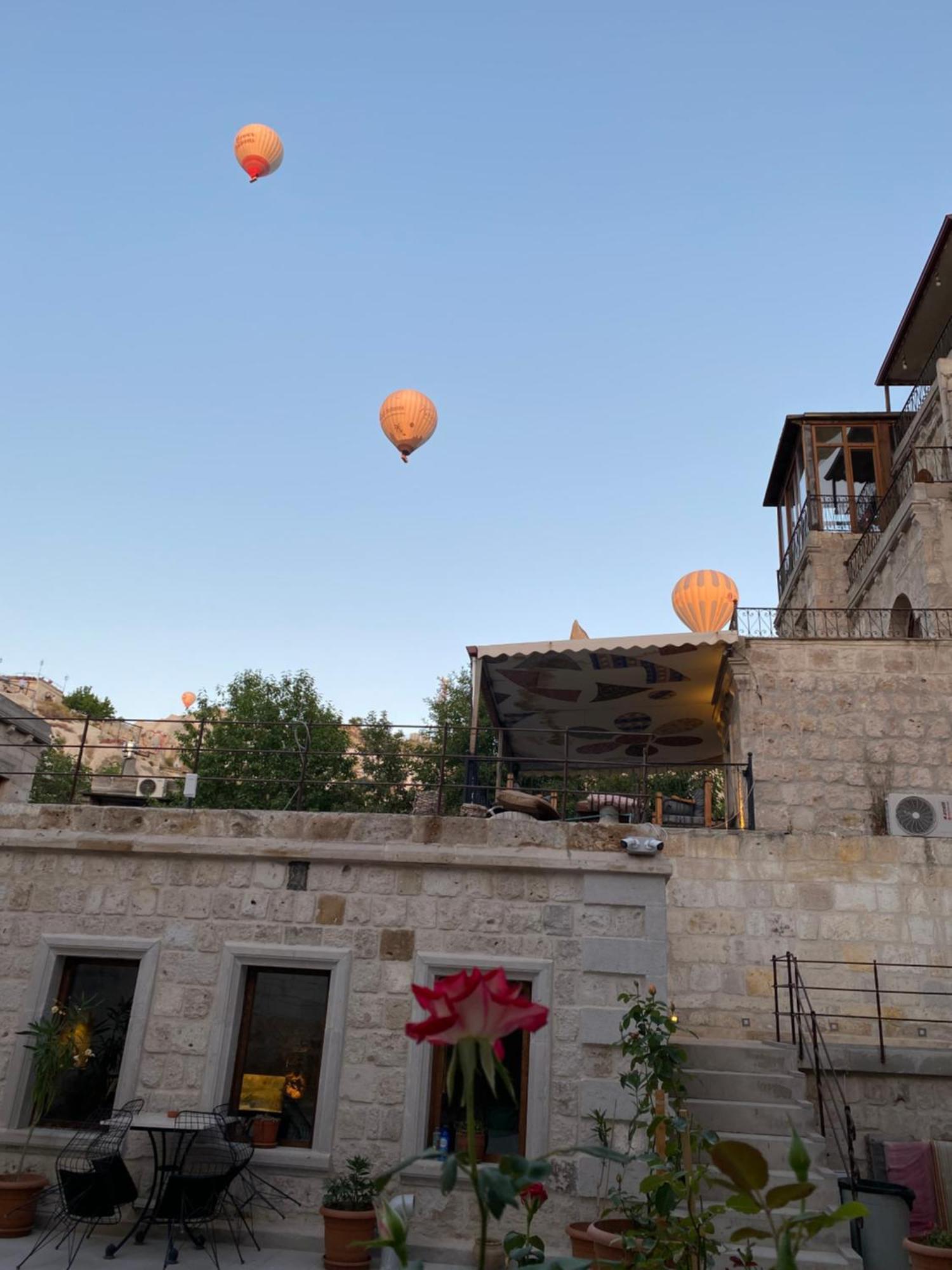 Escape Cave Hotel