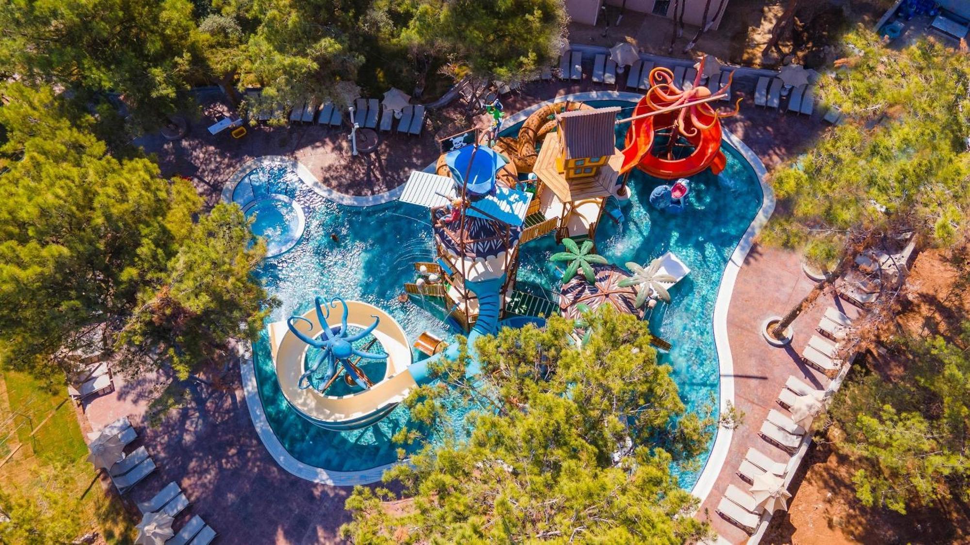 Long Club Nature Resort 4*
