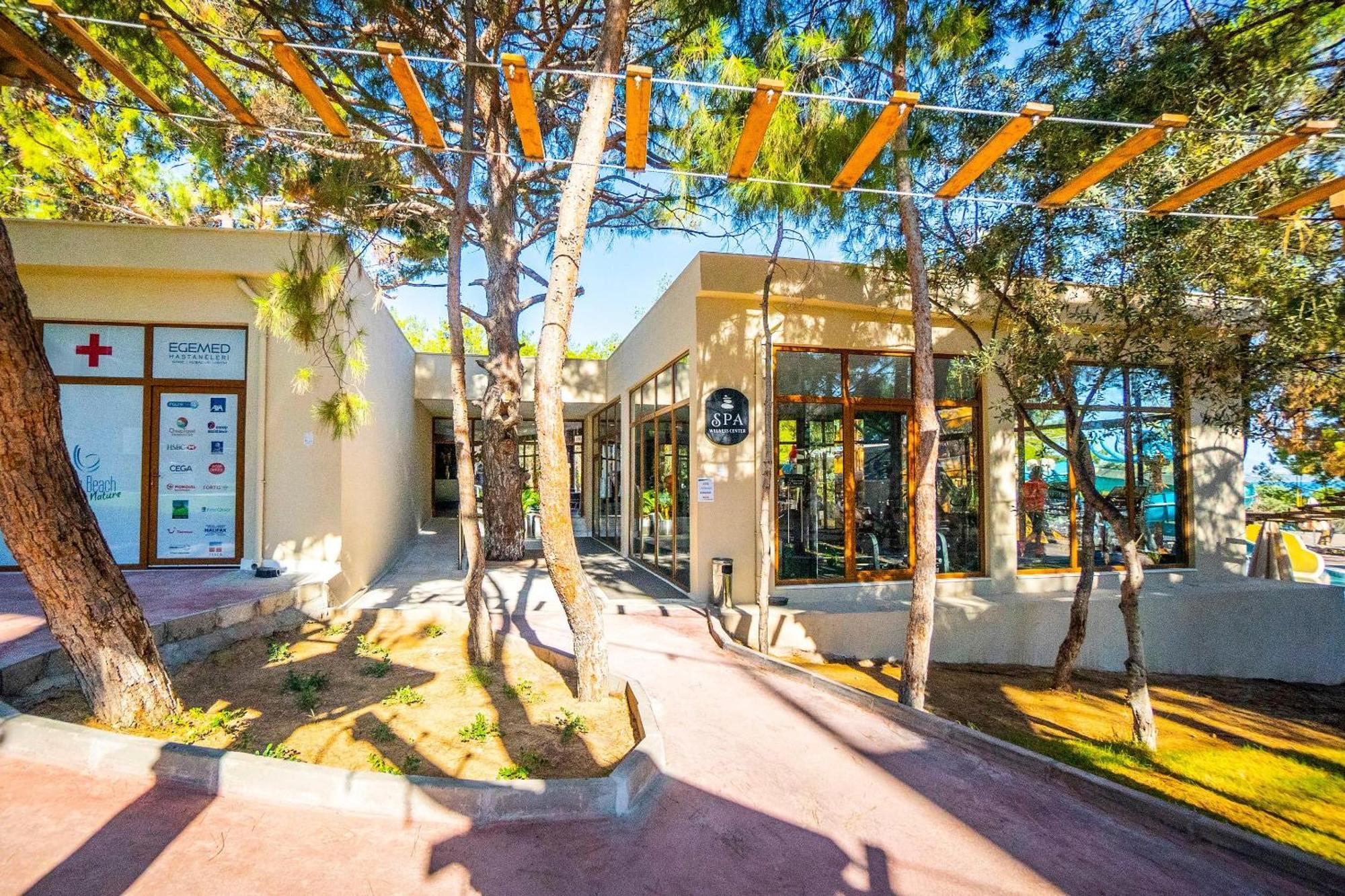 Resort Long Club Nature 4*