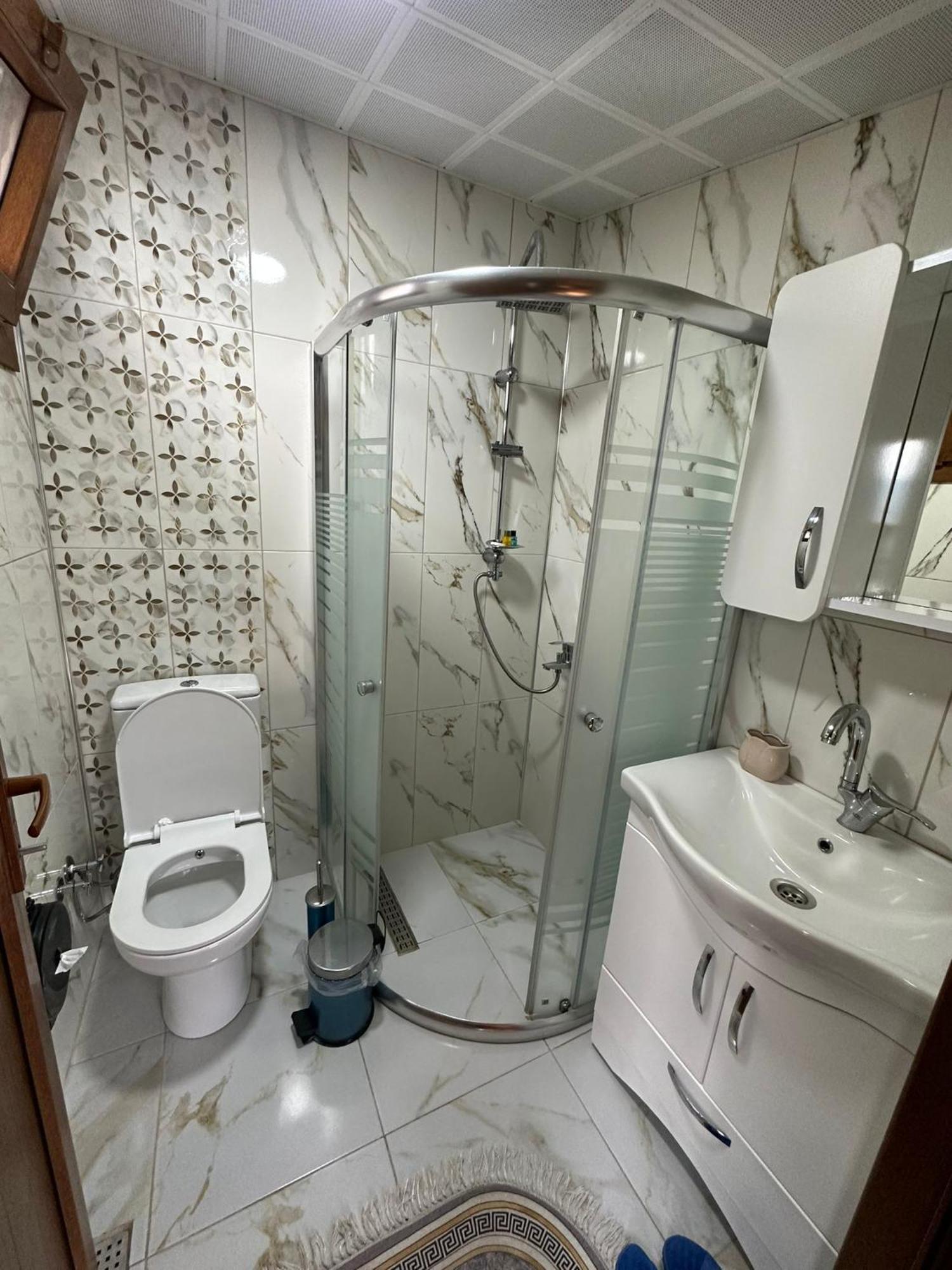Peruma Hotel 2*