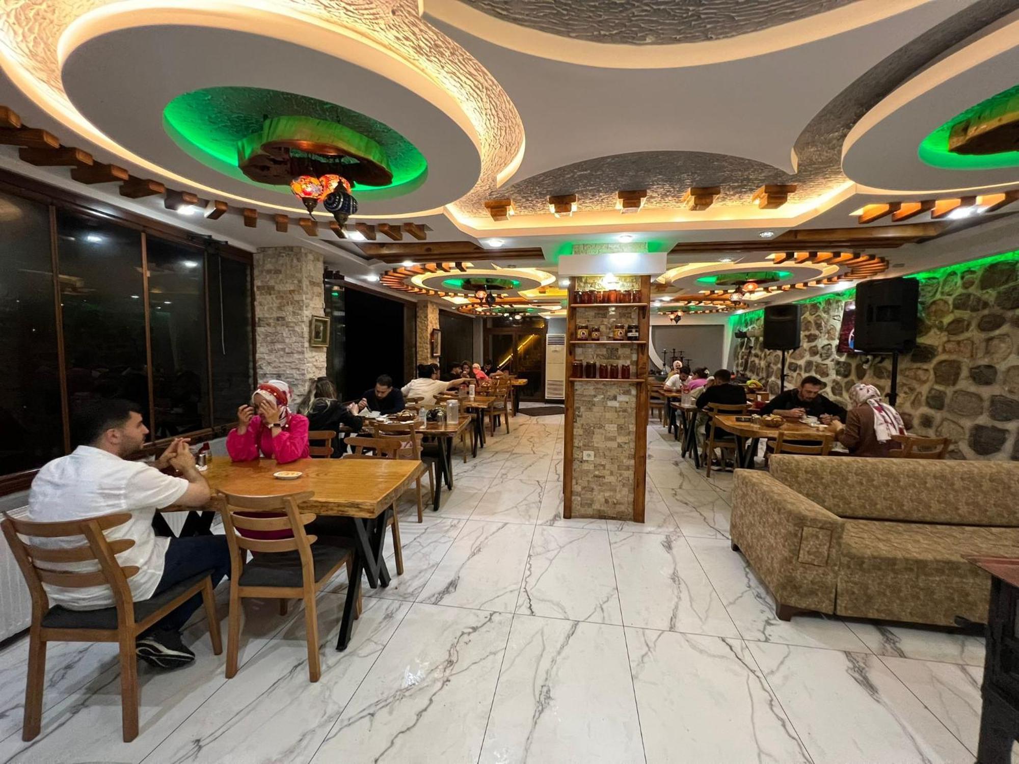 Peruma Hotel Camlihemsin