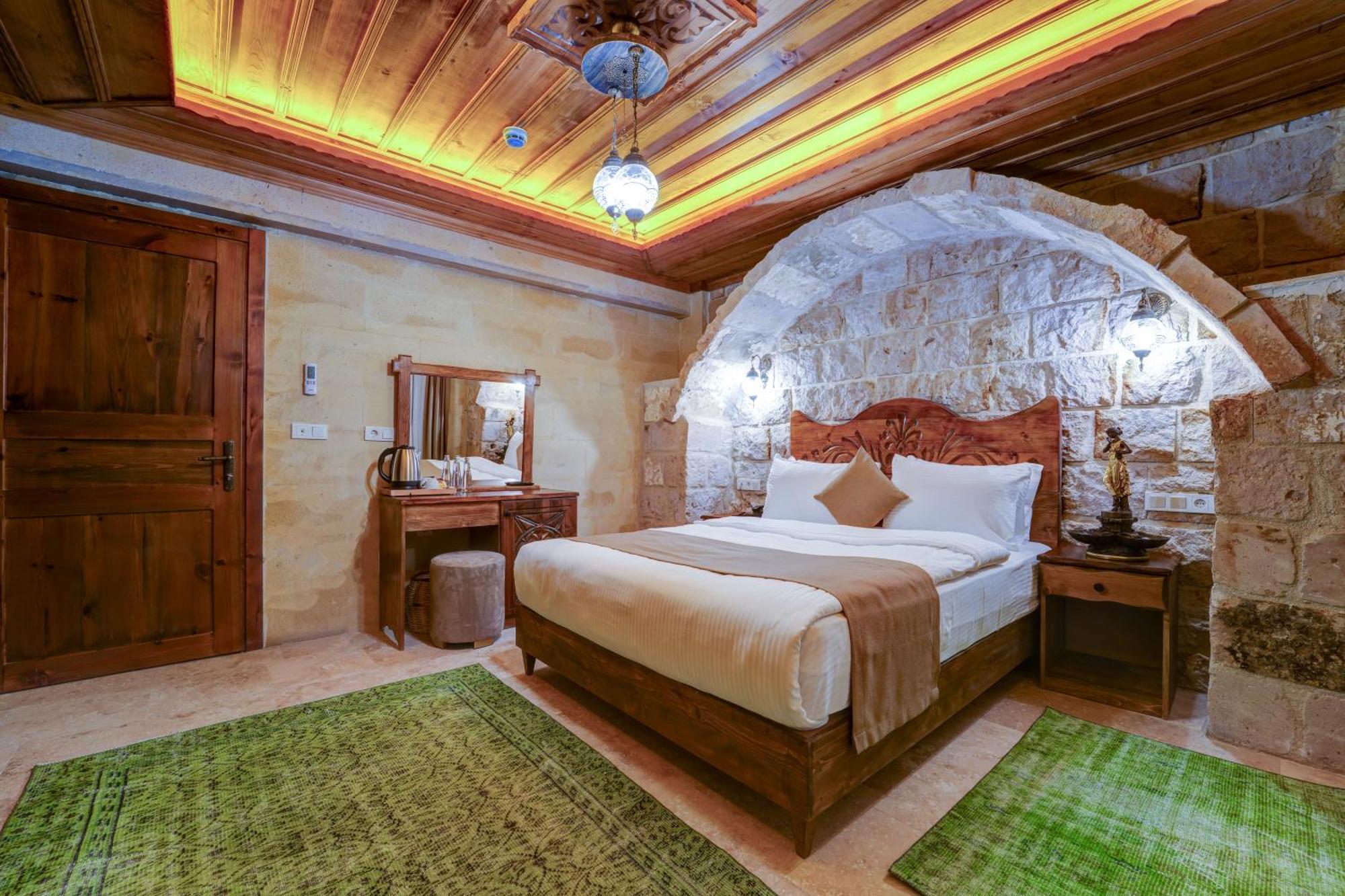 Enjoy Stone Hotel