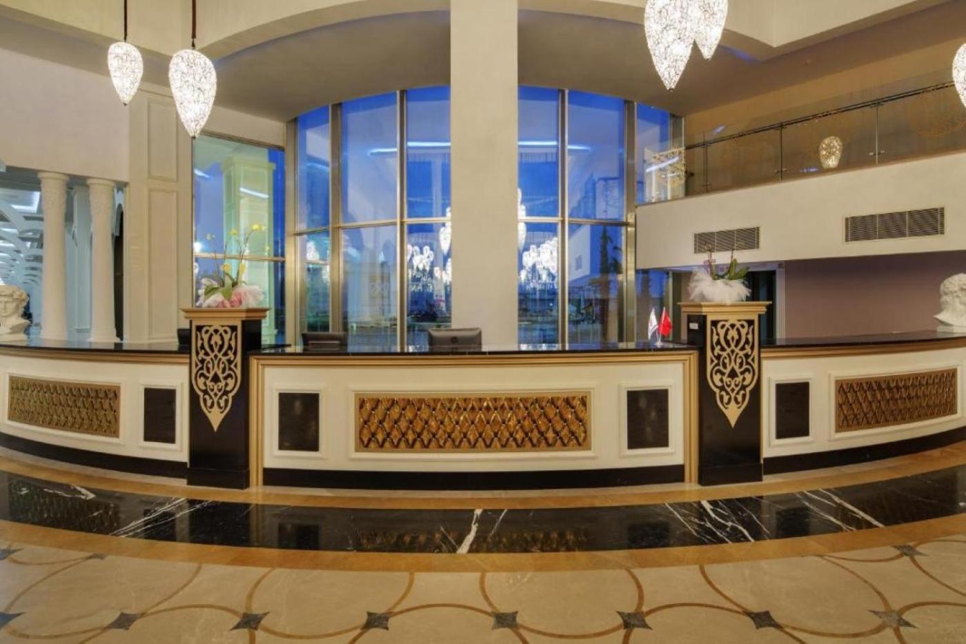 Alan Xafira Deluxe & Hotel 5*