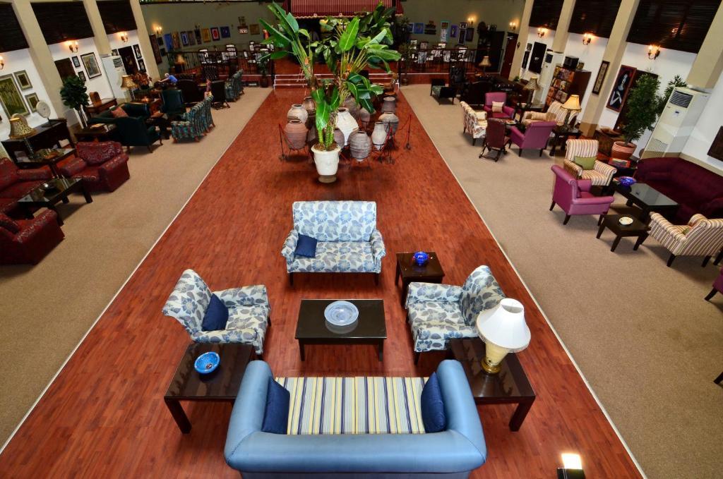 Royal Garden Hotel 5*