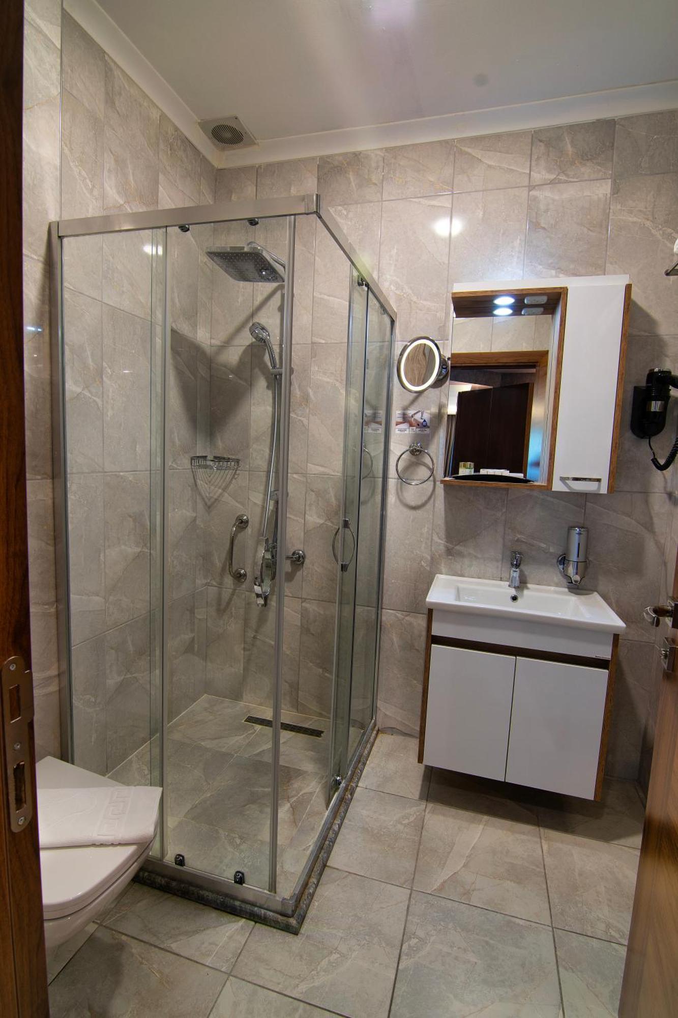 Hotel Vela & 4*