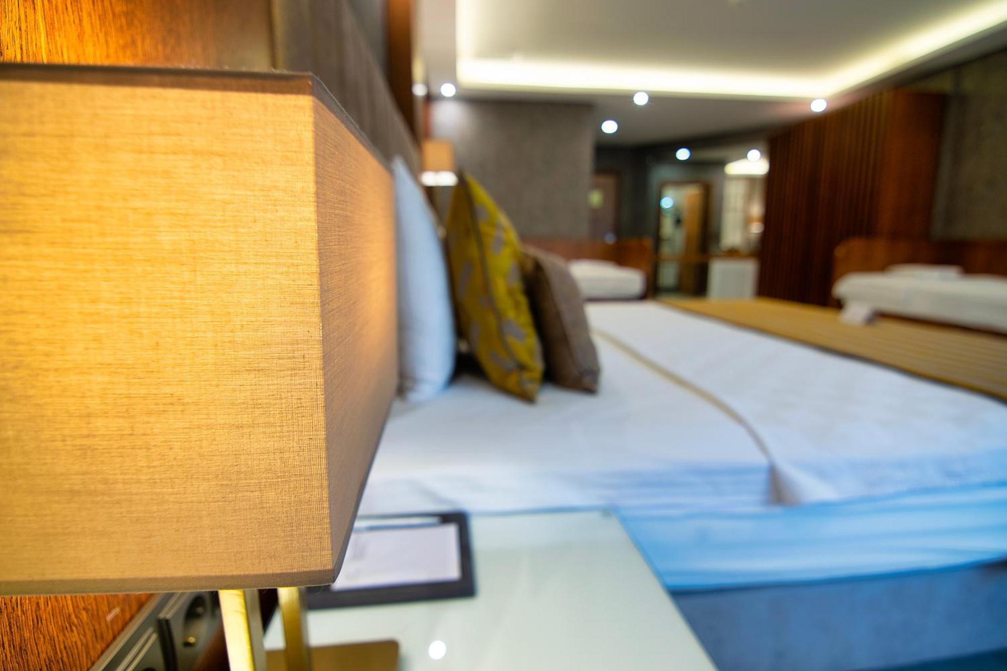 Hotel Vela & 4*