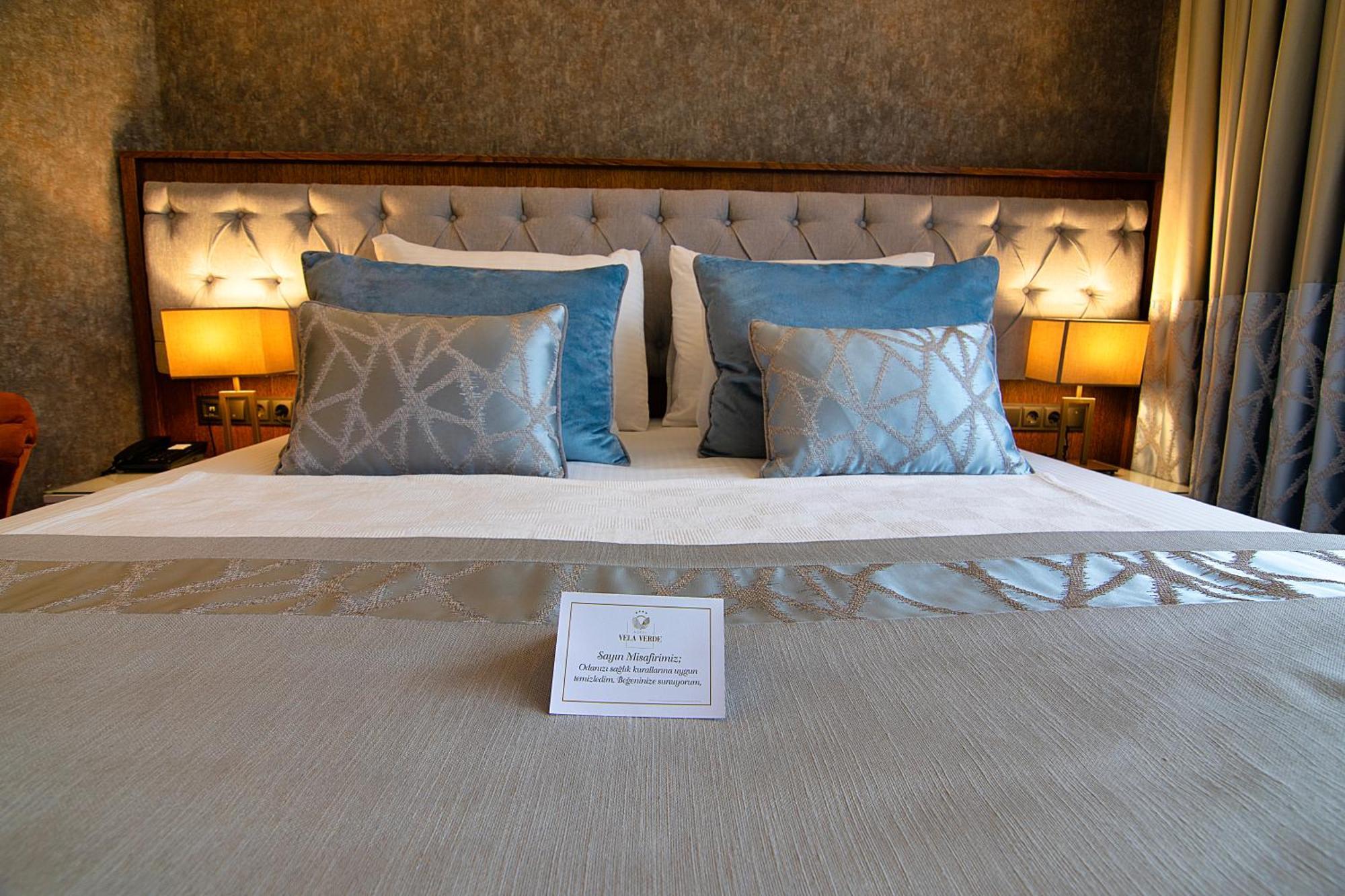 Hotel Vela & 4*
