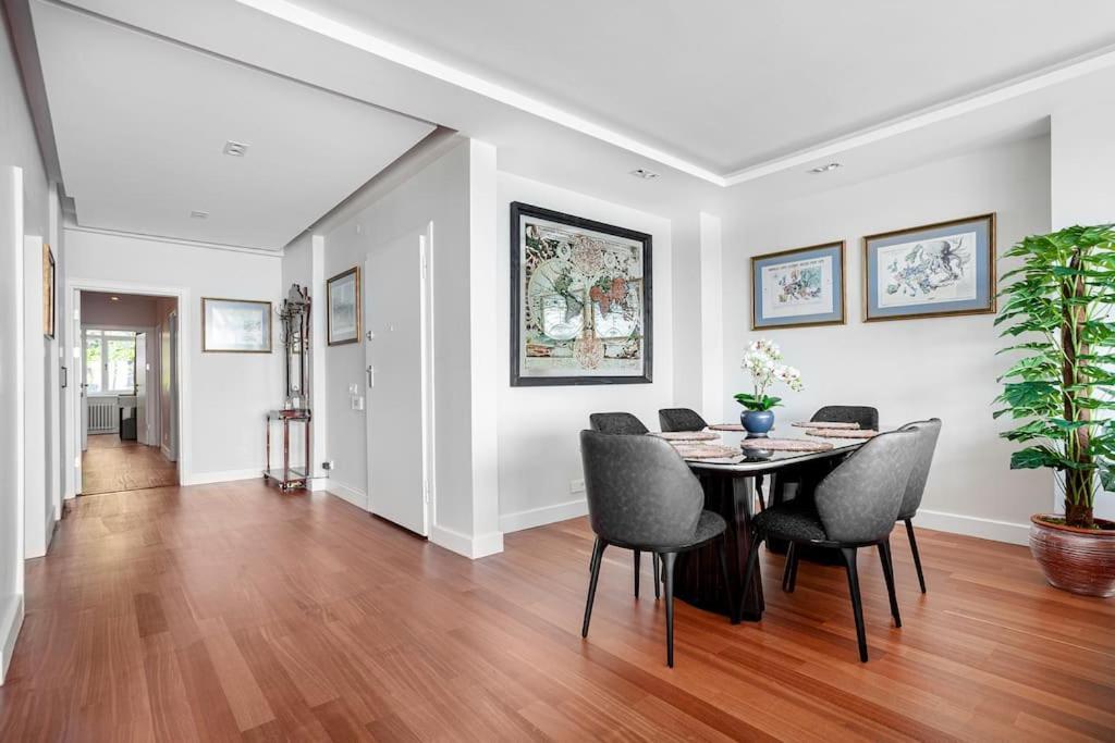 Signature Luxury At Galataport / Emre 11 Apartment Istanbul