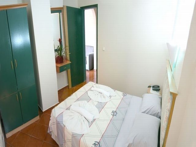 Club Dante Hotel 3*