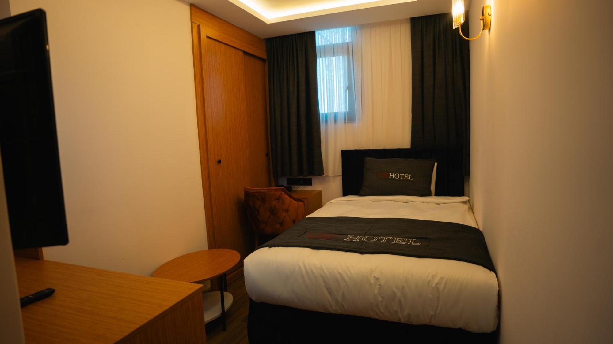 Cip & - Bakirkoey Center Hotel 4*