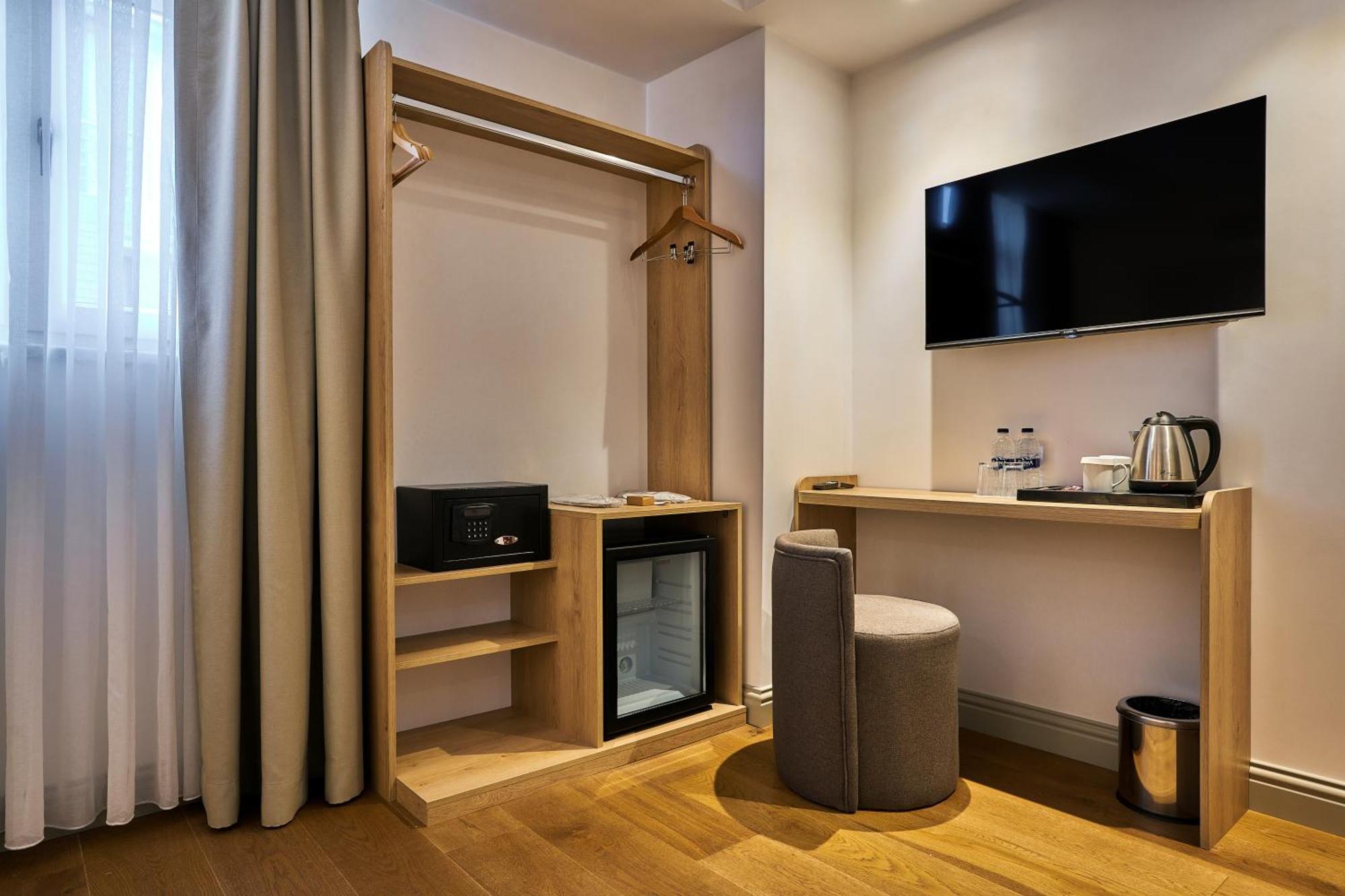 Hotel Joyway Sultanahmet 4*