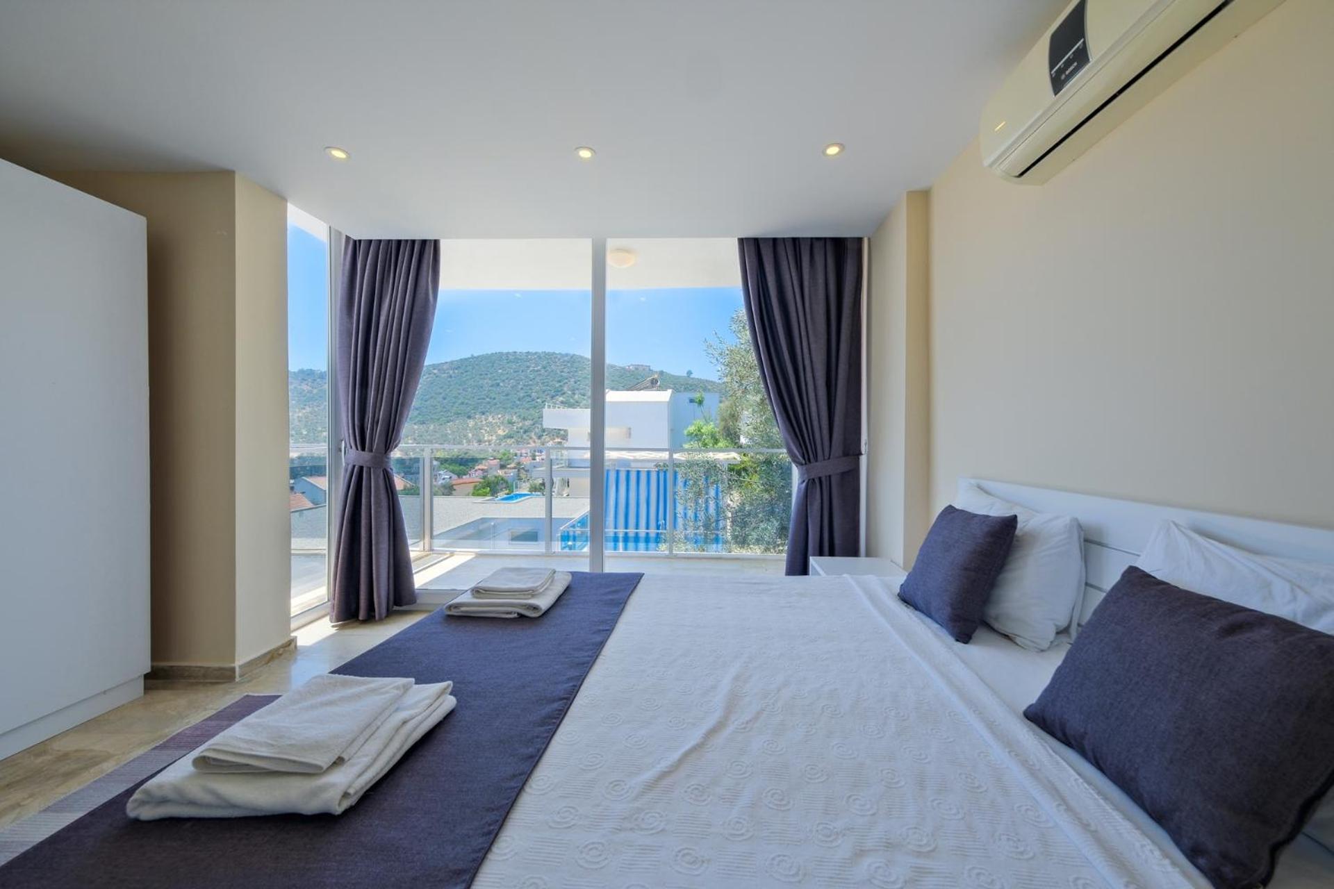 Villa Lumiere 2 *