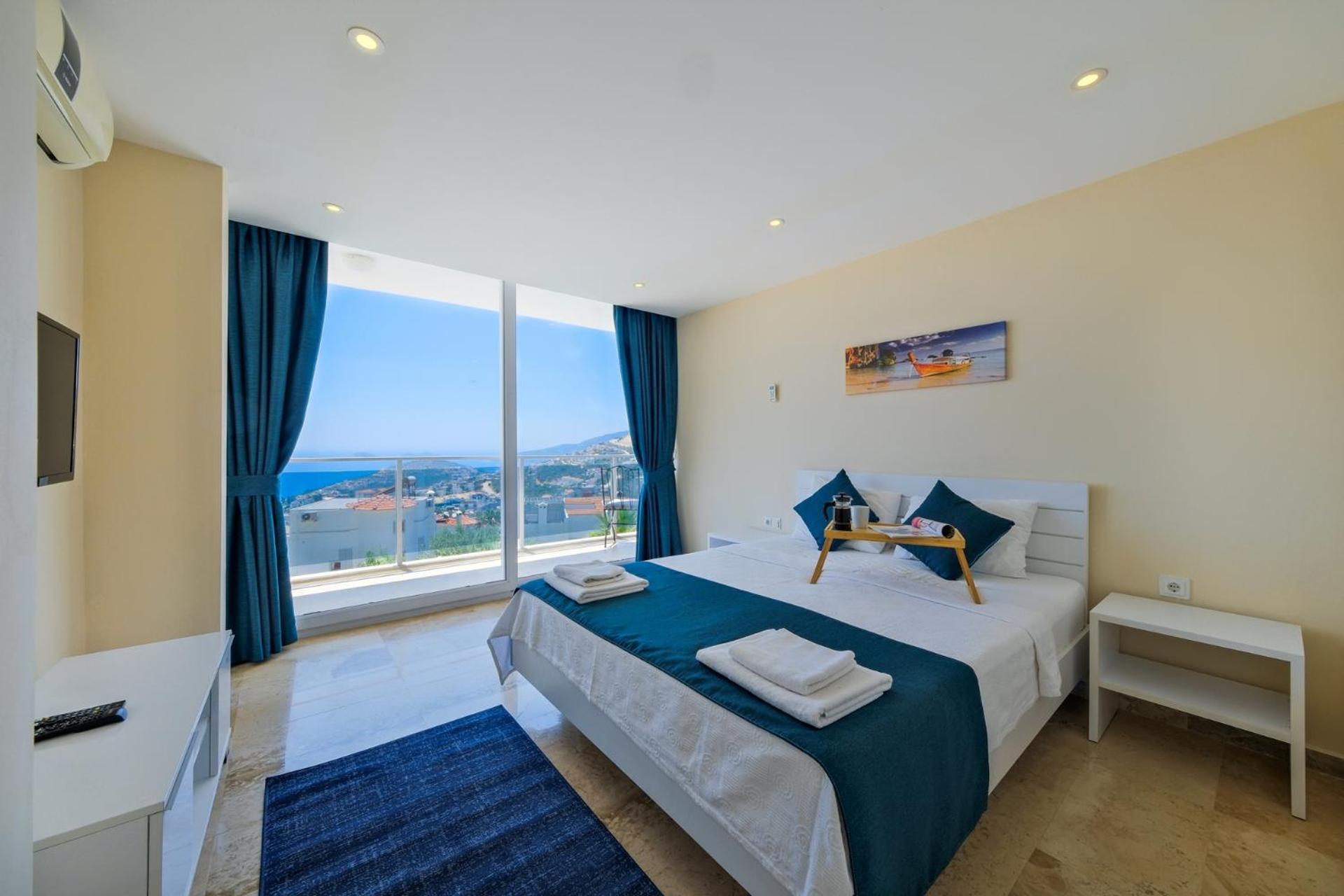 Lumiere 2 Kalkan