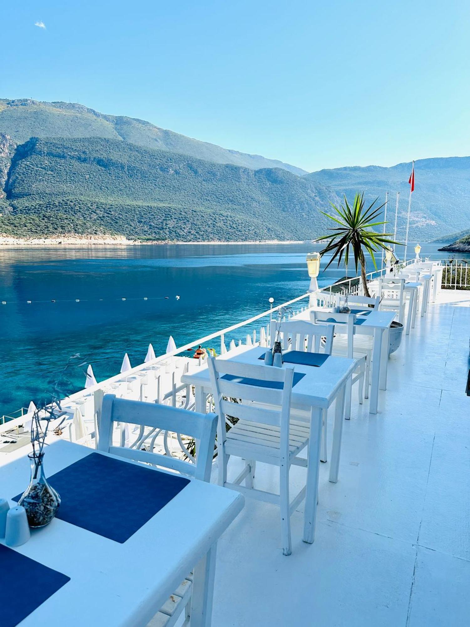 Club Capa Hotel 3*