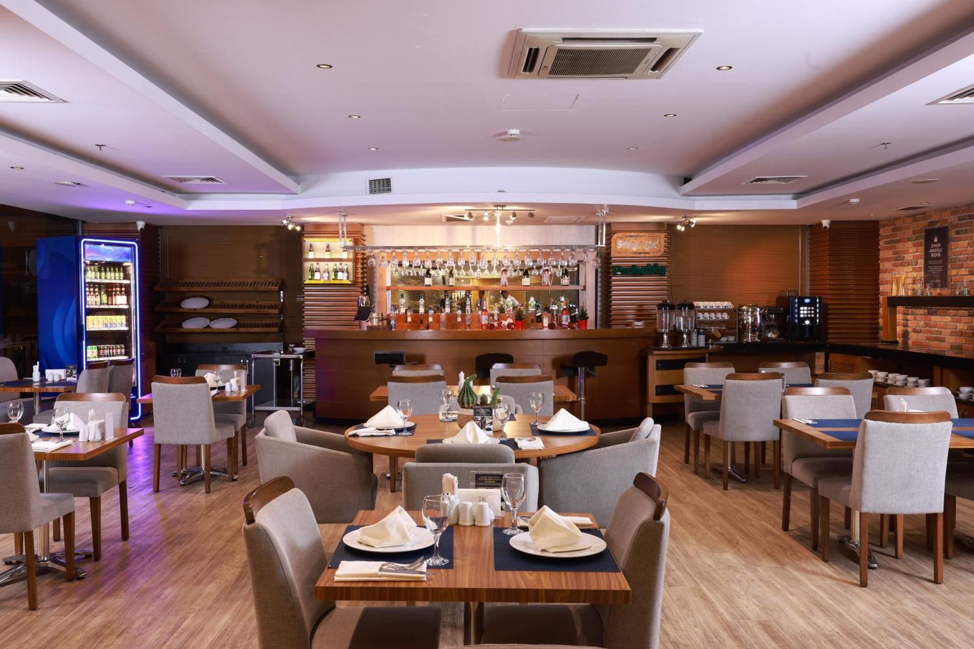 Anemon Kent Cigli Hotel 4*
