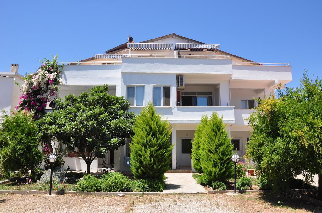 Iskandil Aparthotel *