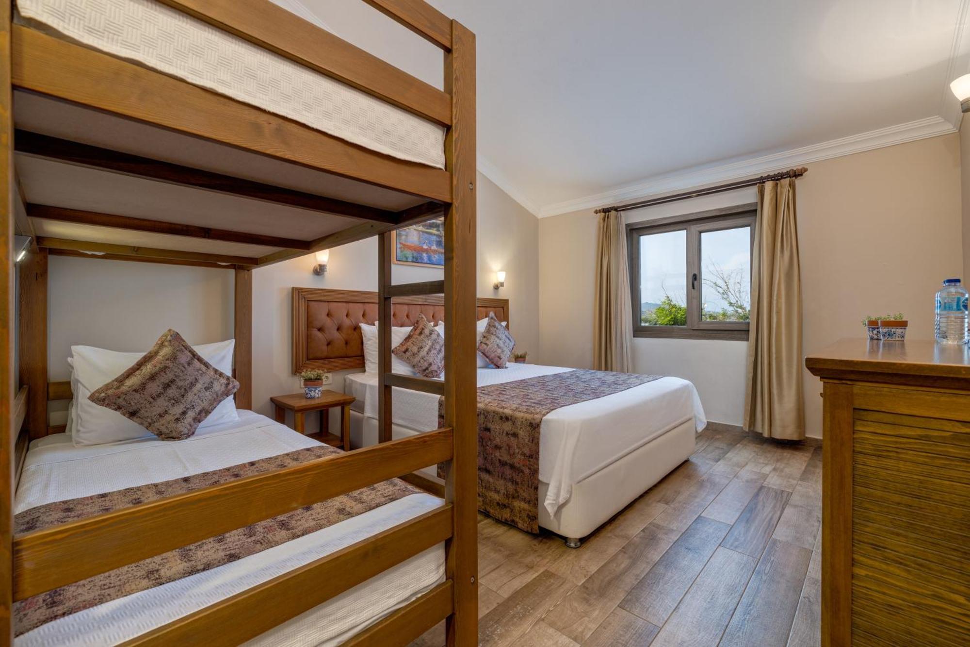 Surf Egitim Merkezi Hotel 3*