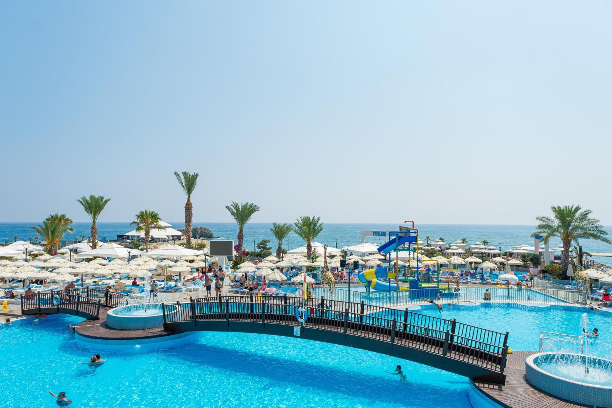 Resort Granada Luxury Okurcalar