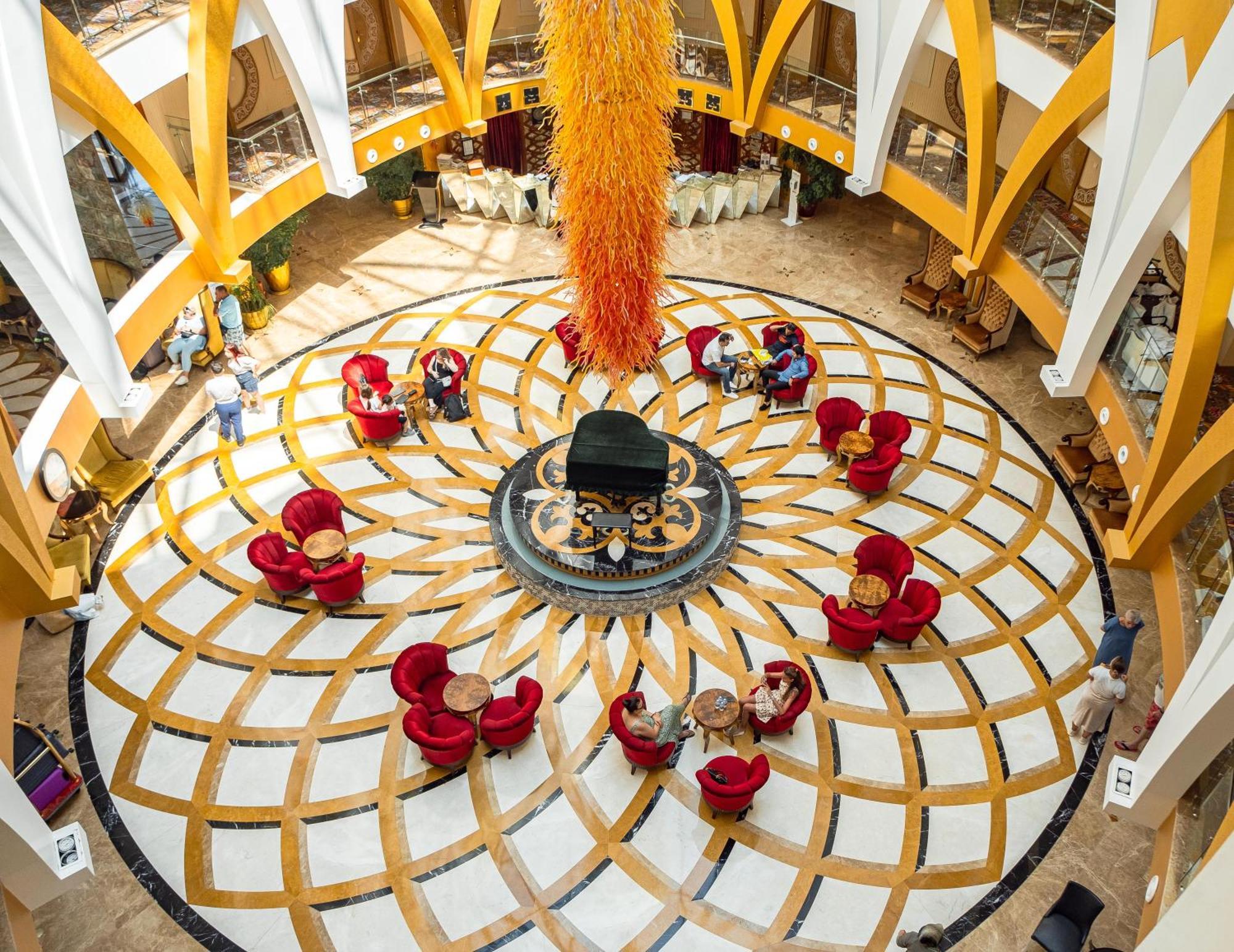 Granada Luxury Resort 5*