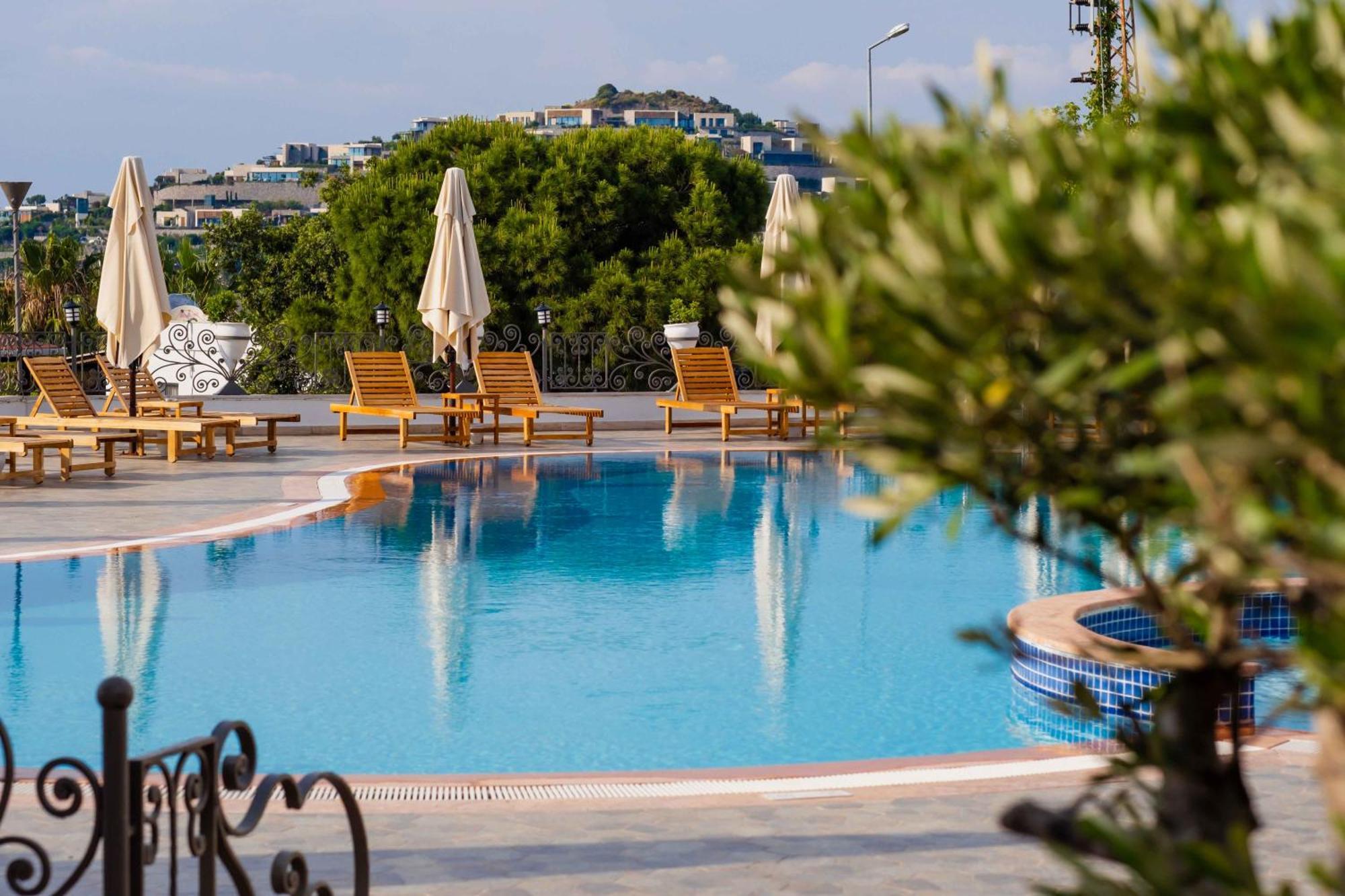 Elementa Boutique - Adults Only 3*
