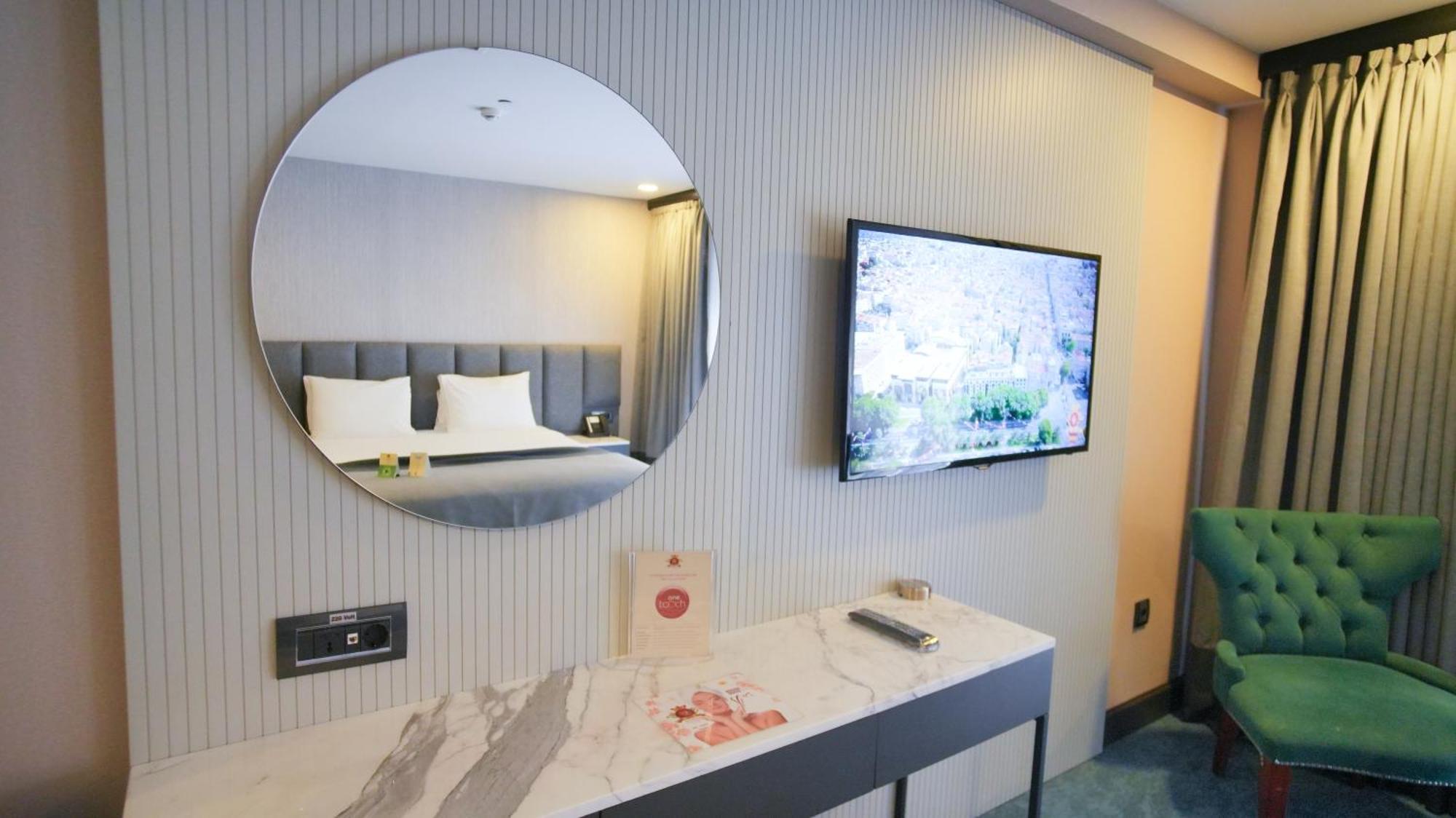 Hotel Dosso Dossi Old 4*