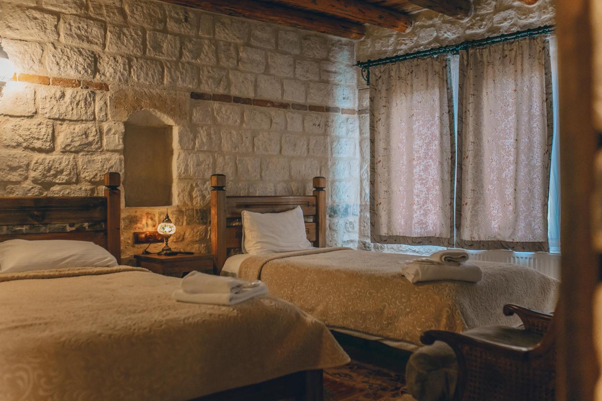 Zula Cave House Hotel *