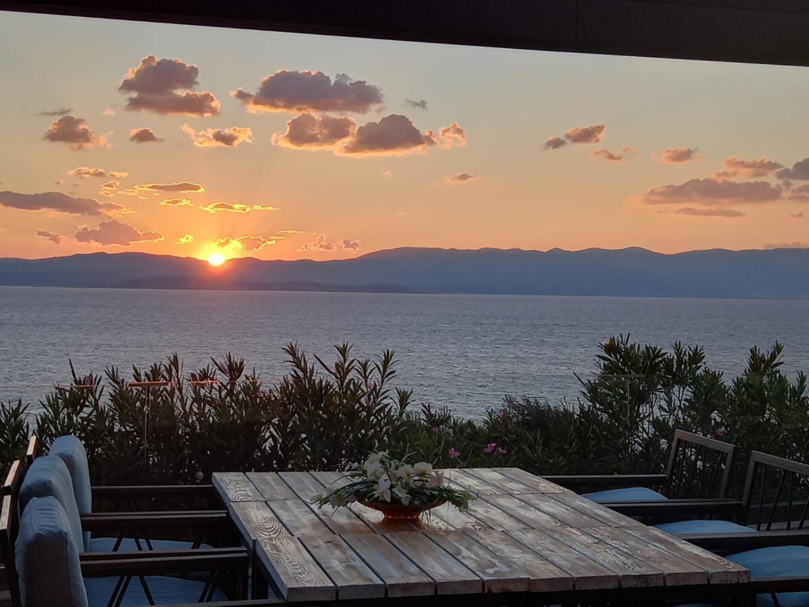 Mavi Panorama * Cesme