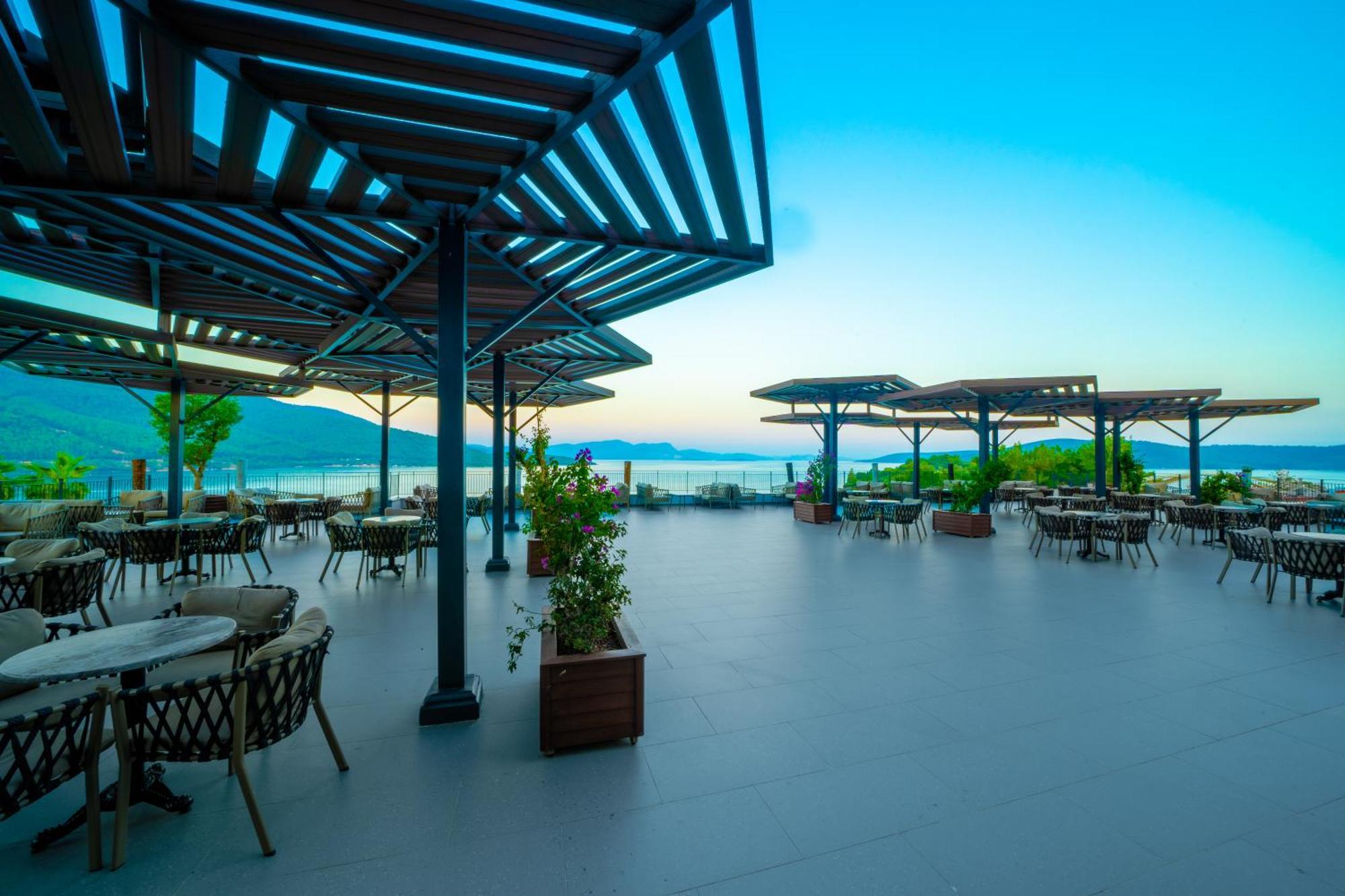 La Blanche Island Bodrum Resort 5*
