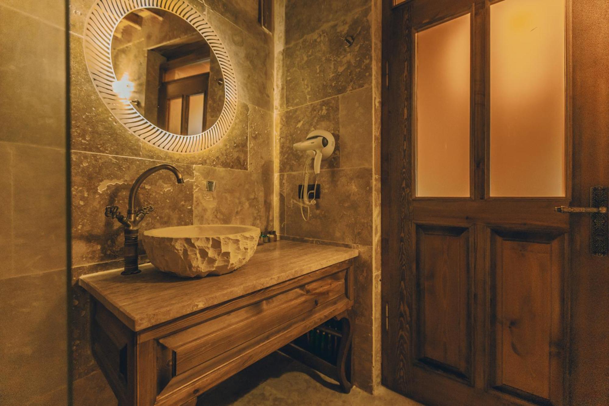 Hotel Zula Cave House *