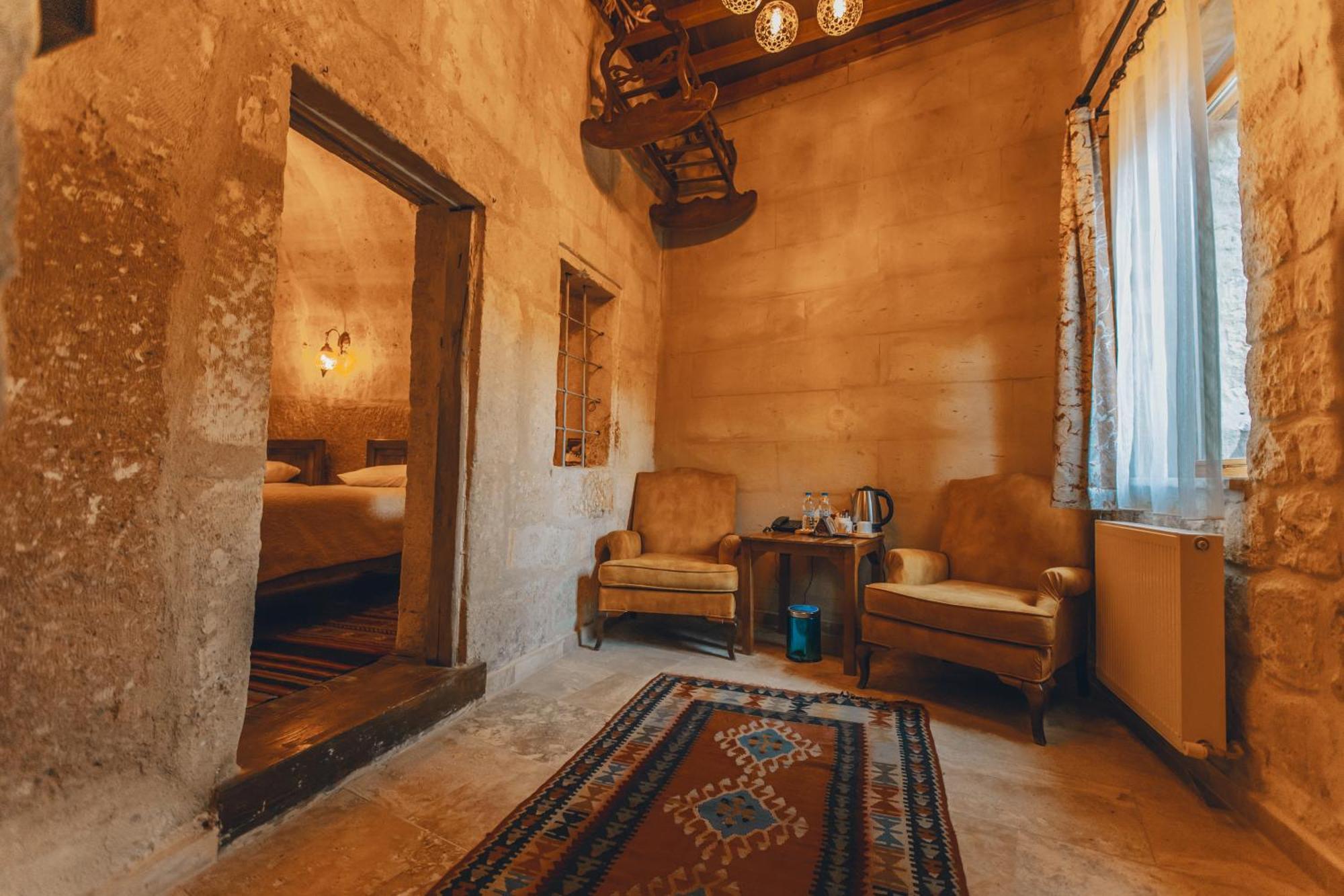 Hotel Zula Cave House *