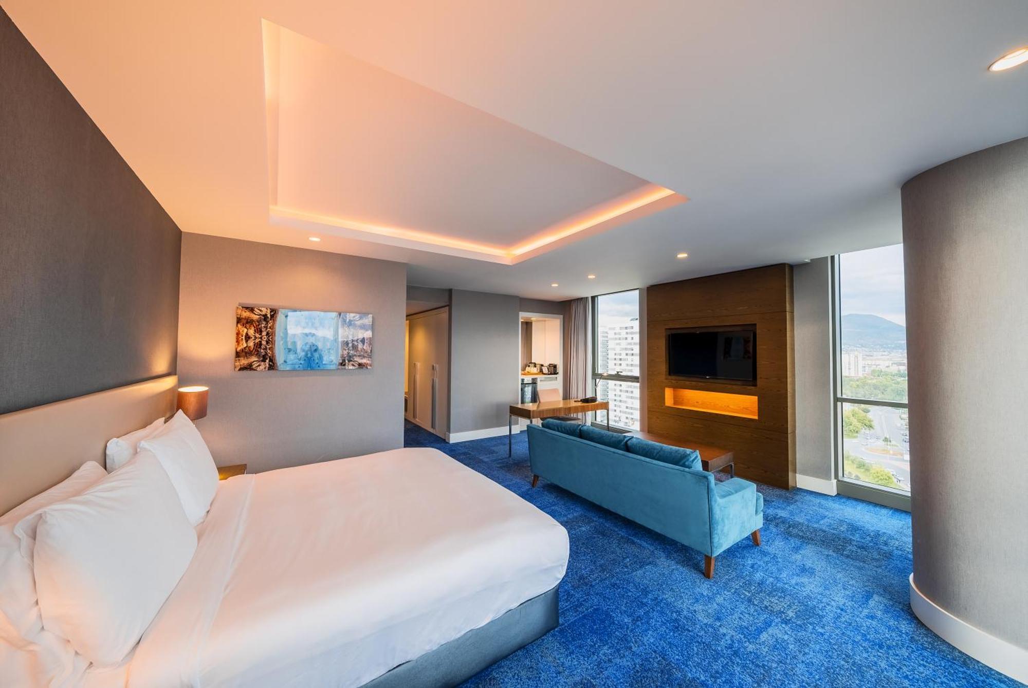 Hotel Radisson Blu Hotel, 5*