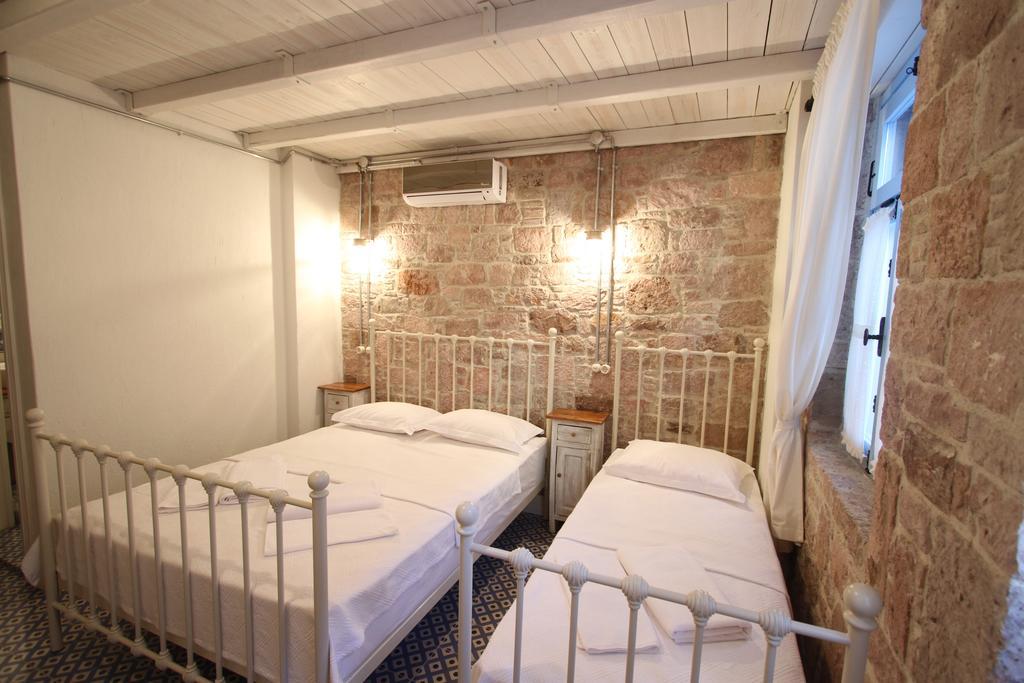 Cesmeli Homestay *