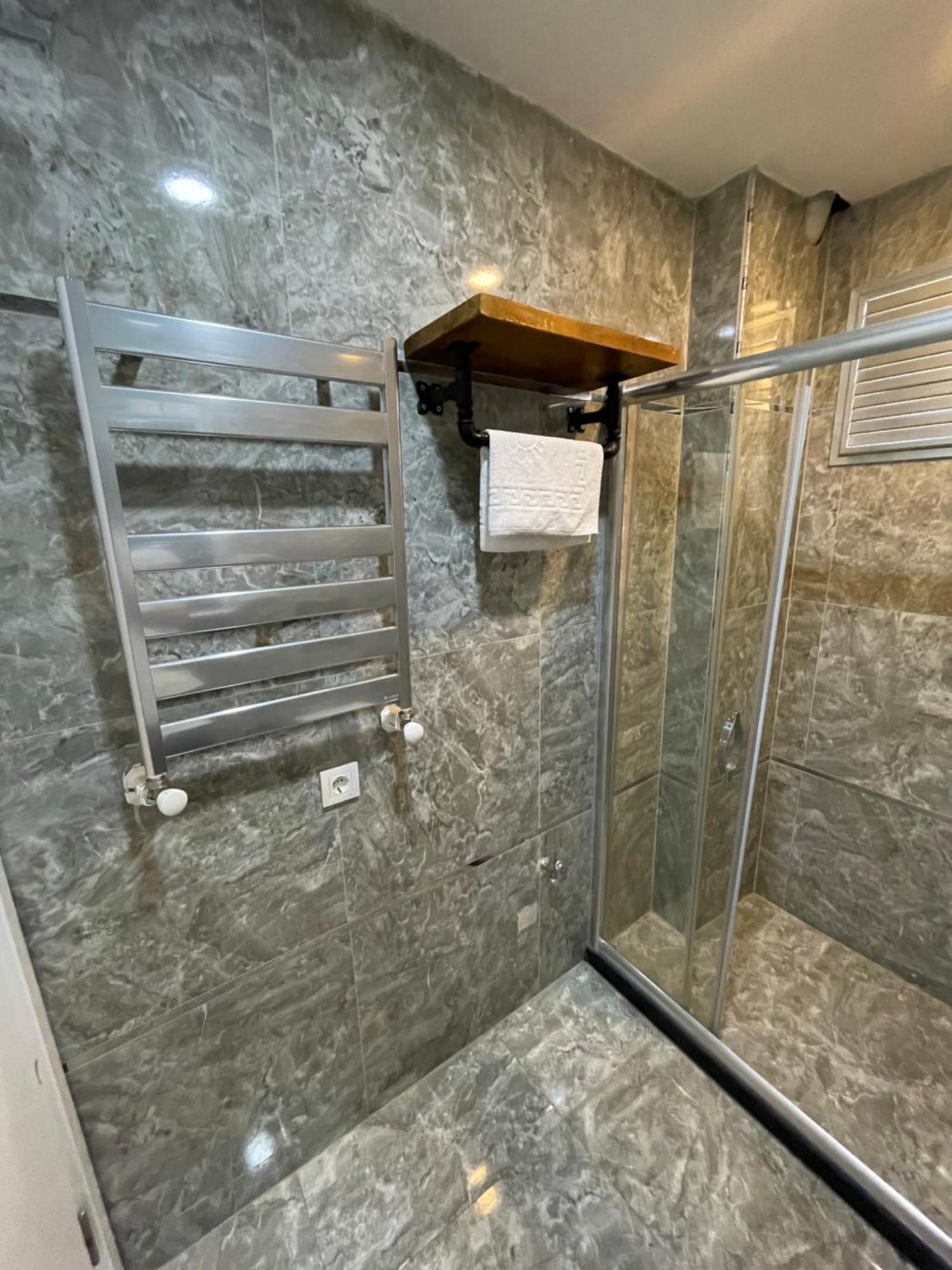 Arat Aparthotel Istanbul