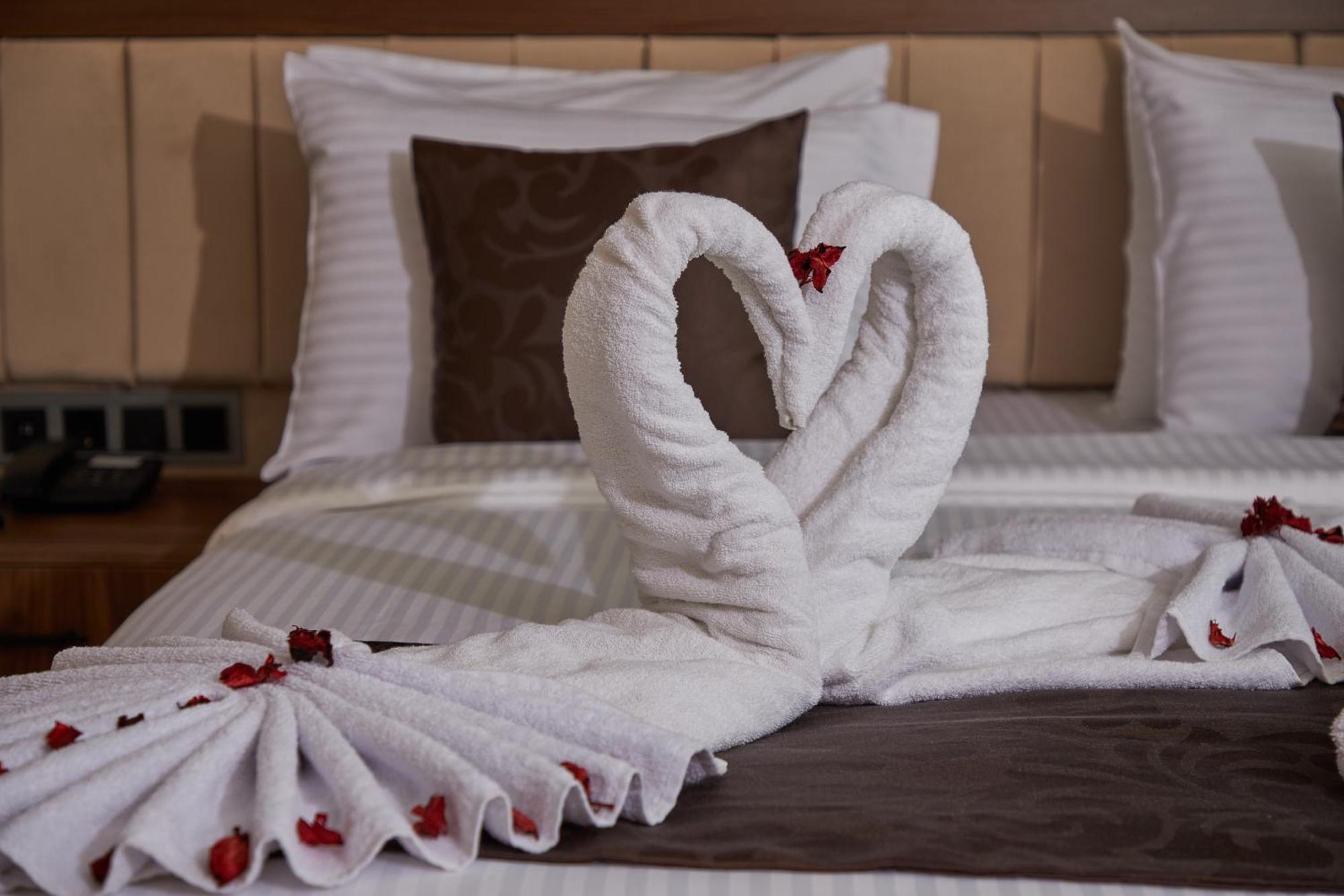 Hotel Trademark Collection By Wyndham Operla Airport 4*