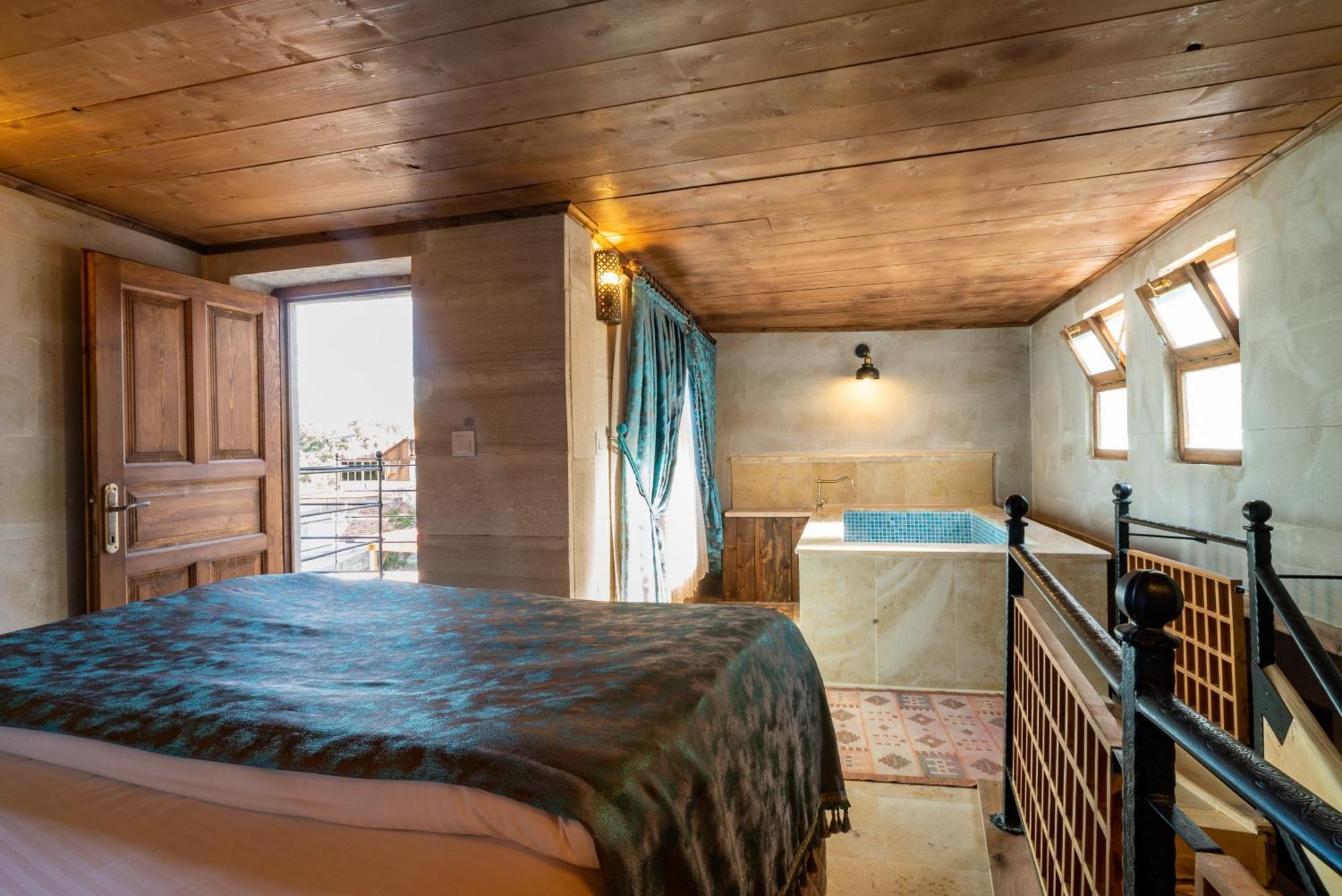 Atilla's Cave Hotel