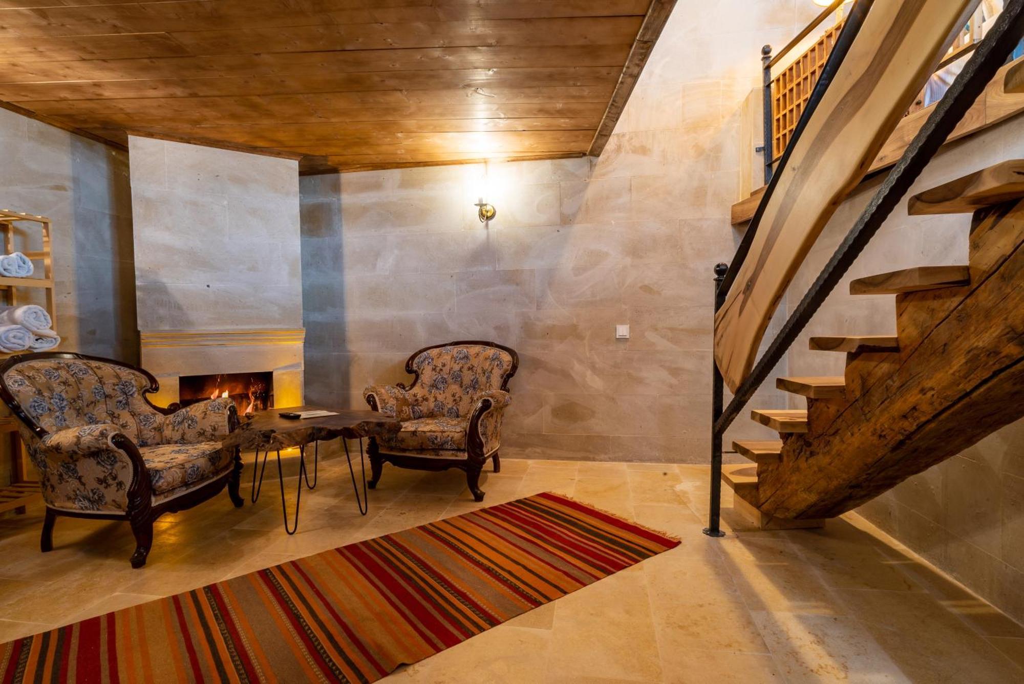 Hotel Atilla's Cave 4*