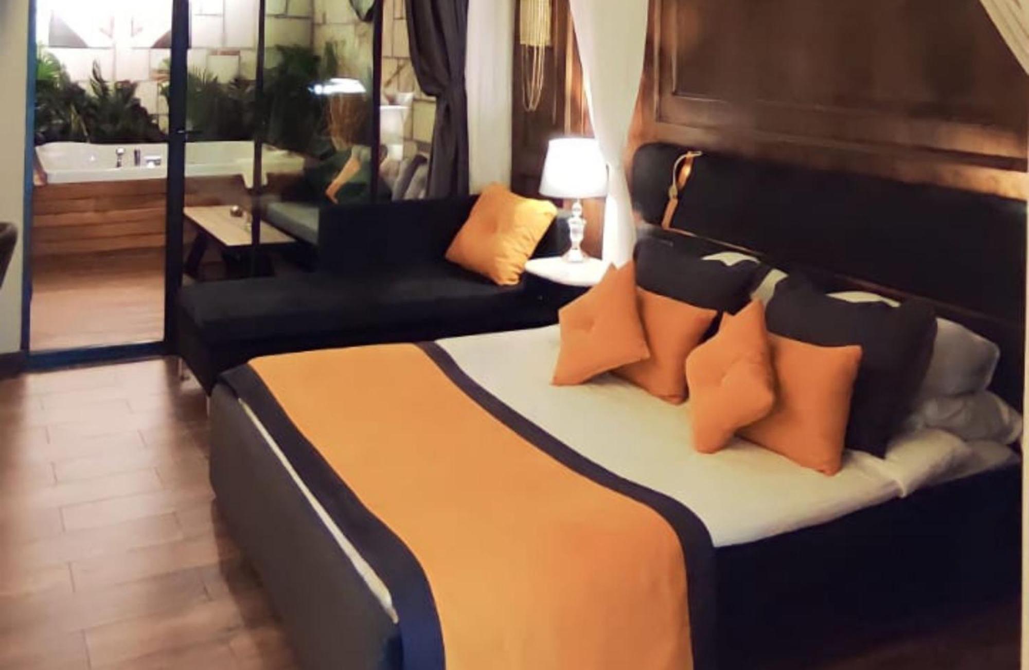 Tnr & 3* Kusadasi