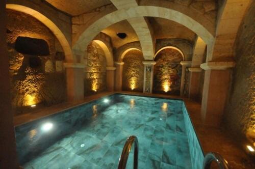 Hotel Solo Cave *