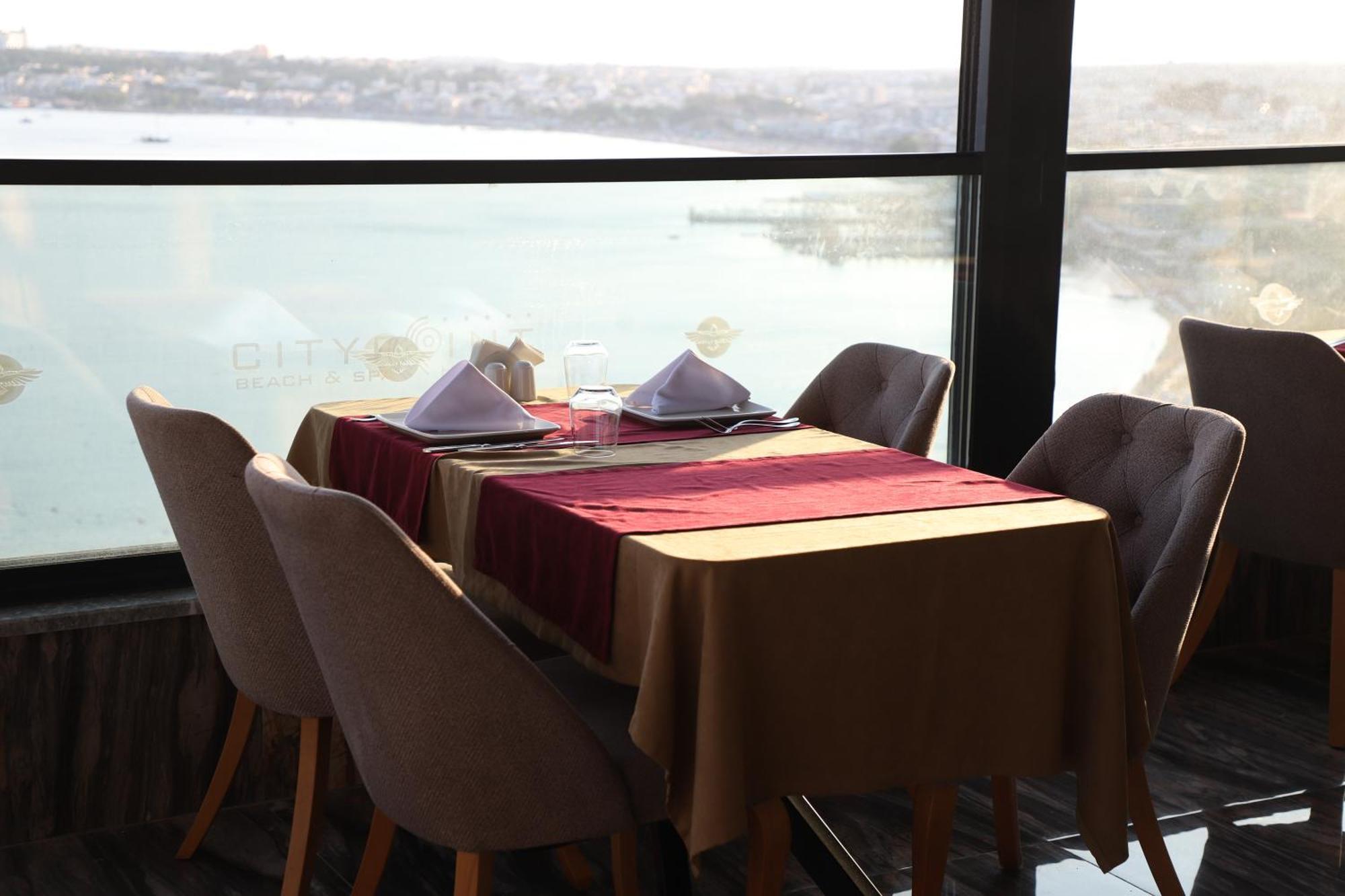 City Point Beach&spa 5*