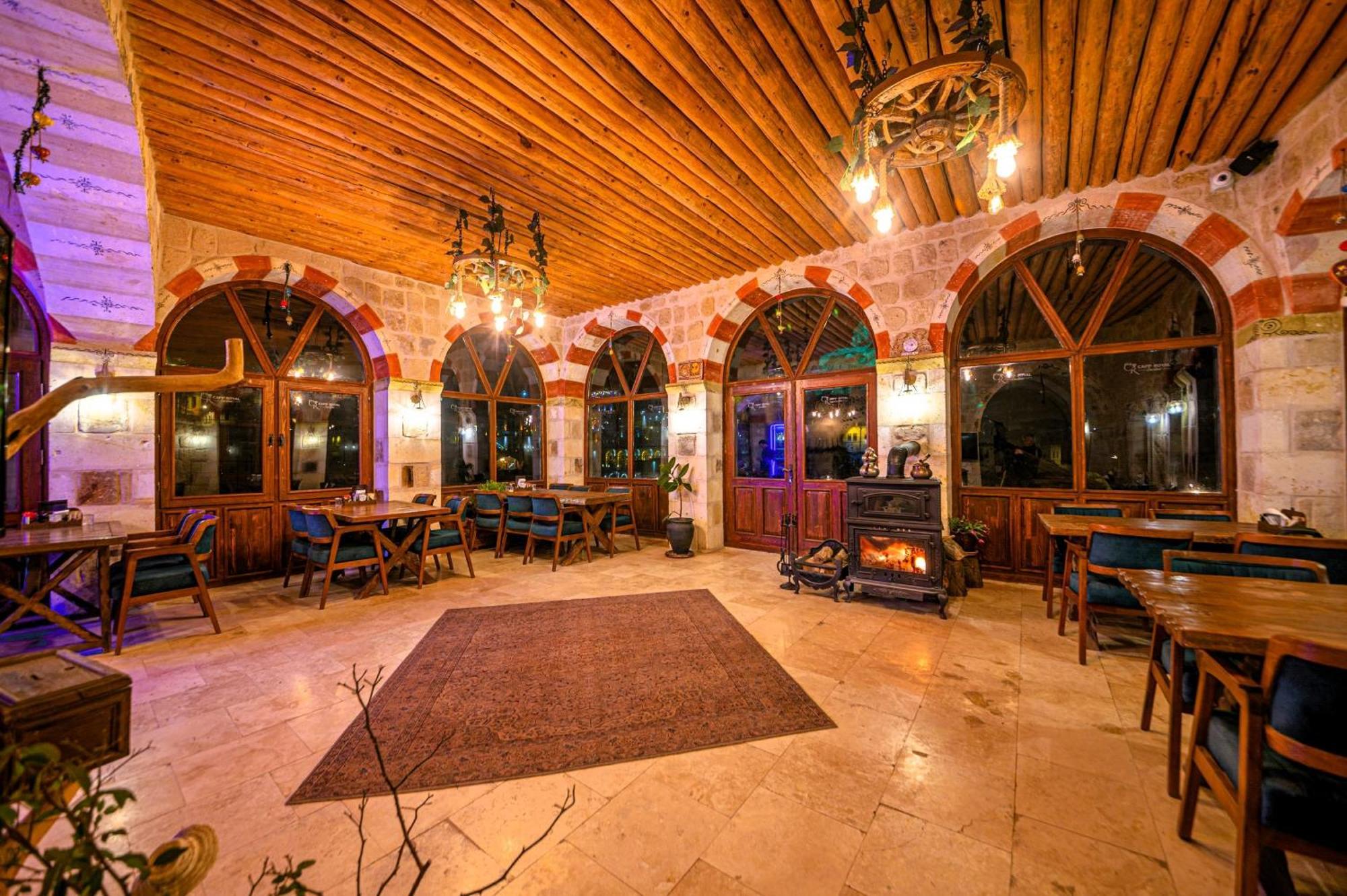 Hotel Capp Royal Cave *