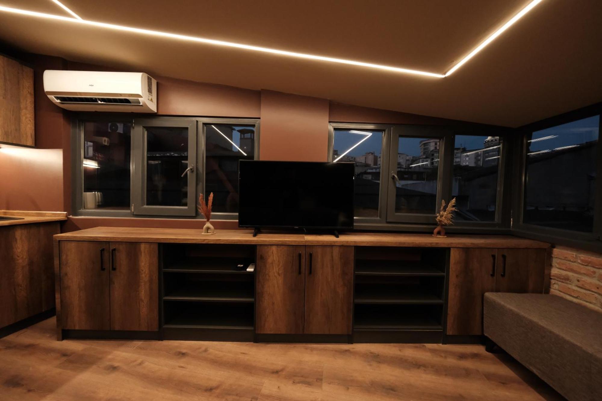 Hotel Karakoey In Karakoey Istanbul