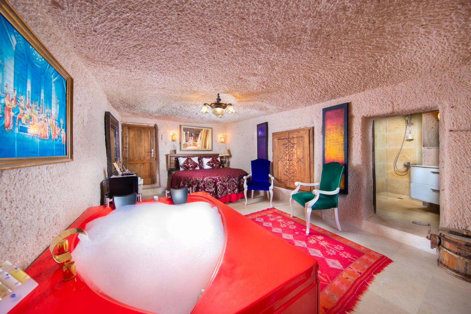 Cappadocia Fairy Chimneys Selfie Cave - Special Class Hotel