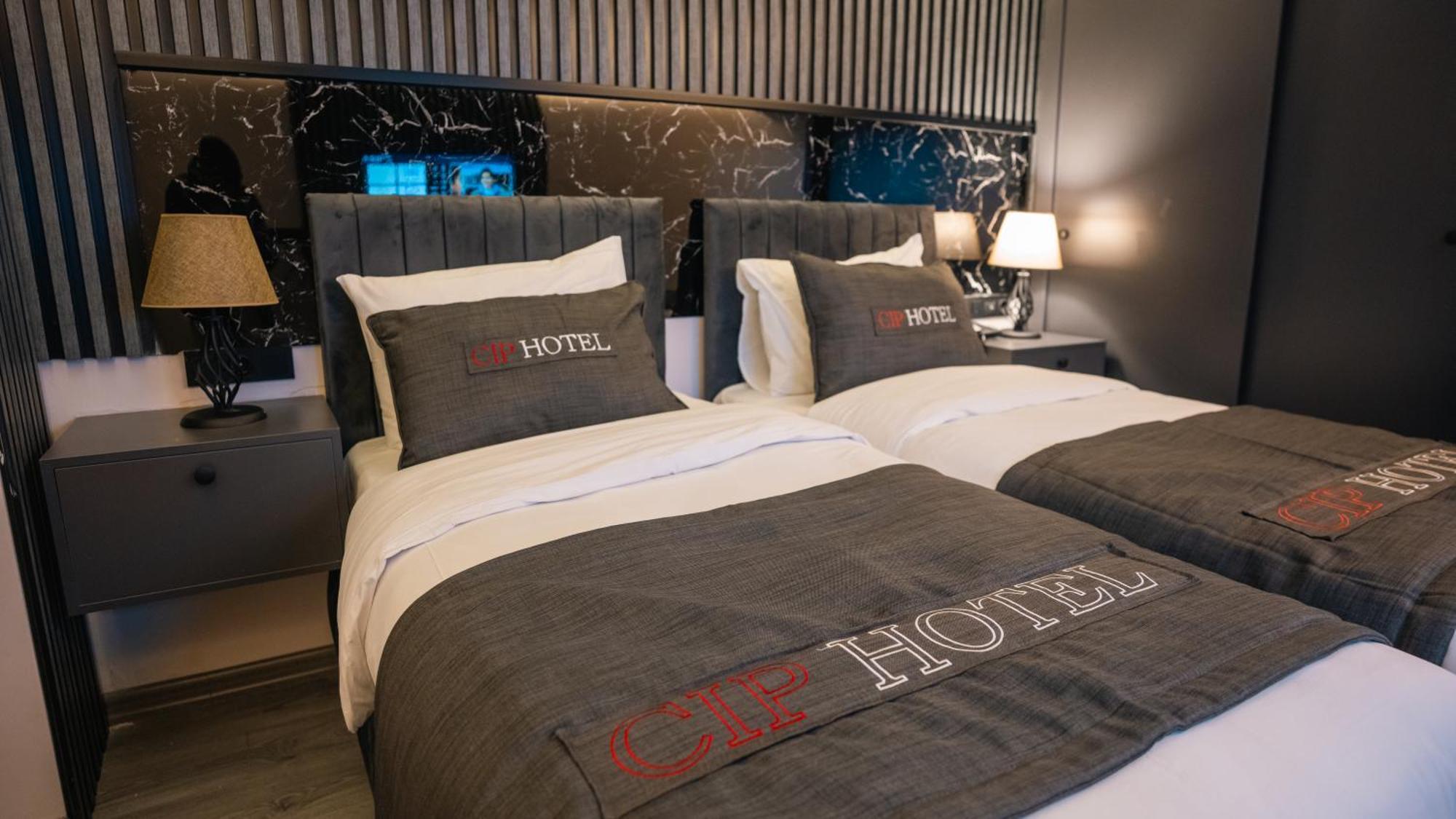 Cip & - Bakirkoey Center 4*