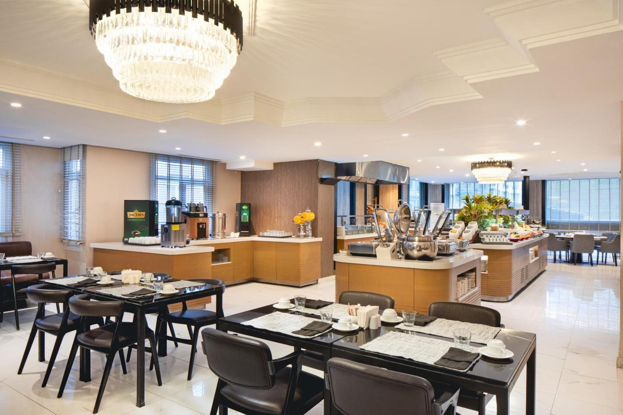 Golden Age Taksim 4*