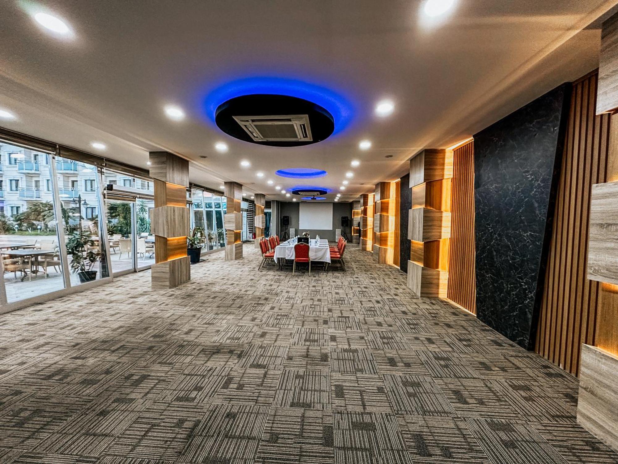 Elegance & Wellness-aqua 4* Yalova (Yalova)