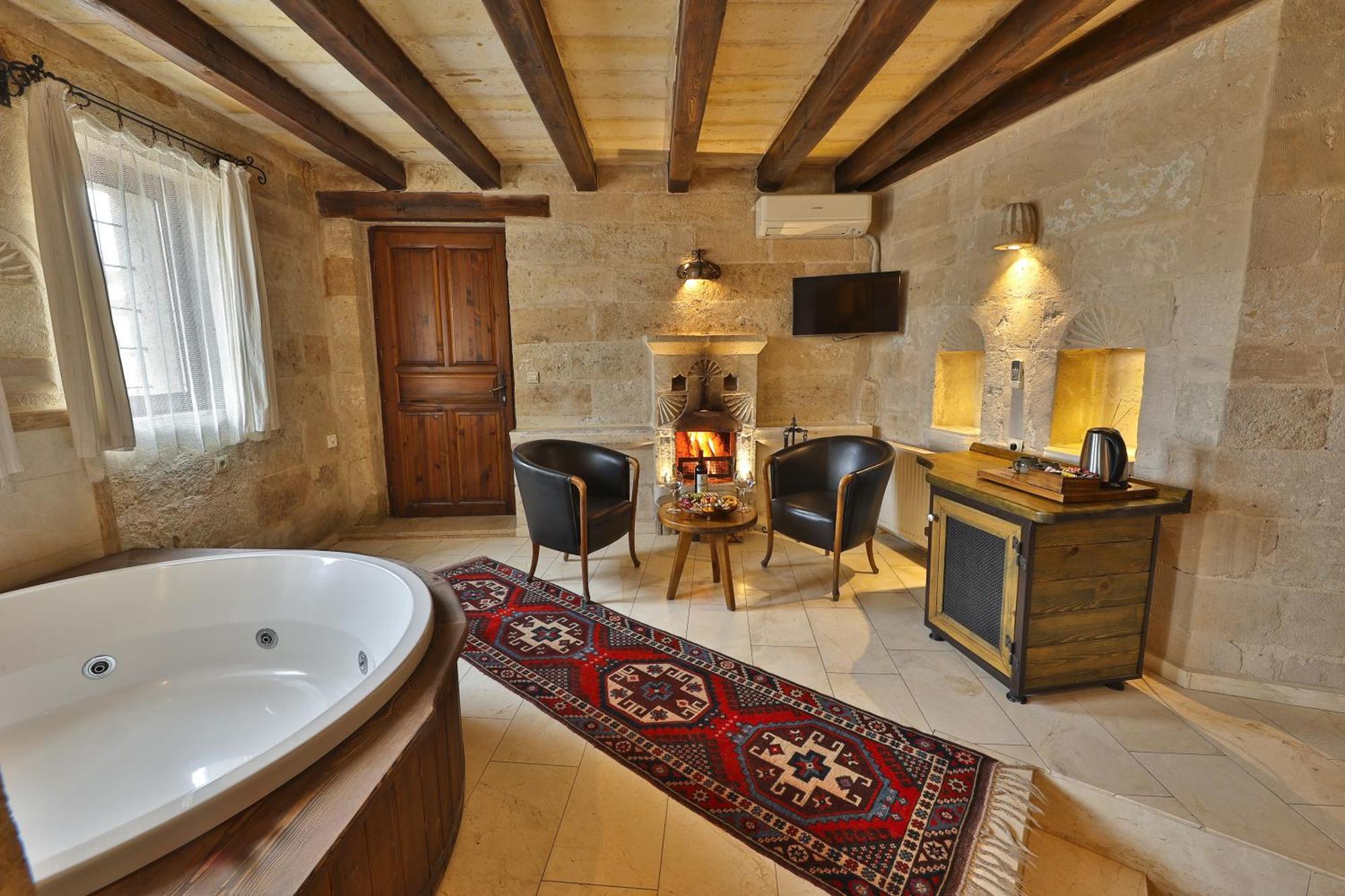 Divan Cave House Hotel 4*