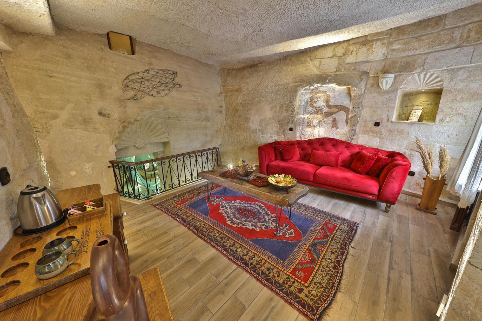 Hotel Divan Cave House