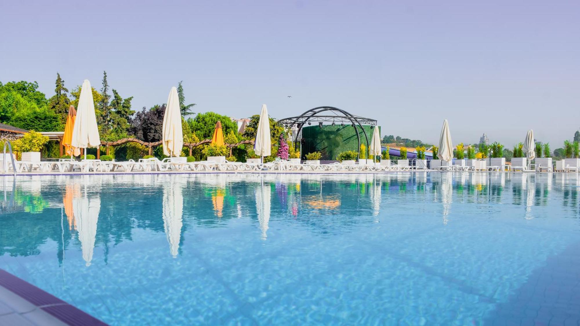 Ramada By Wyndham 5* Tekirdag