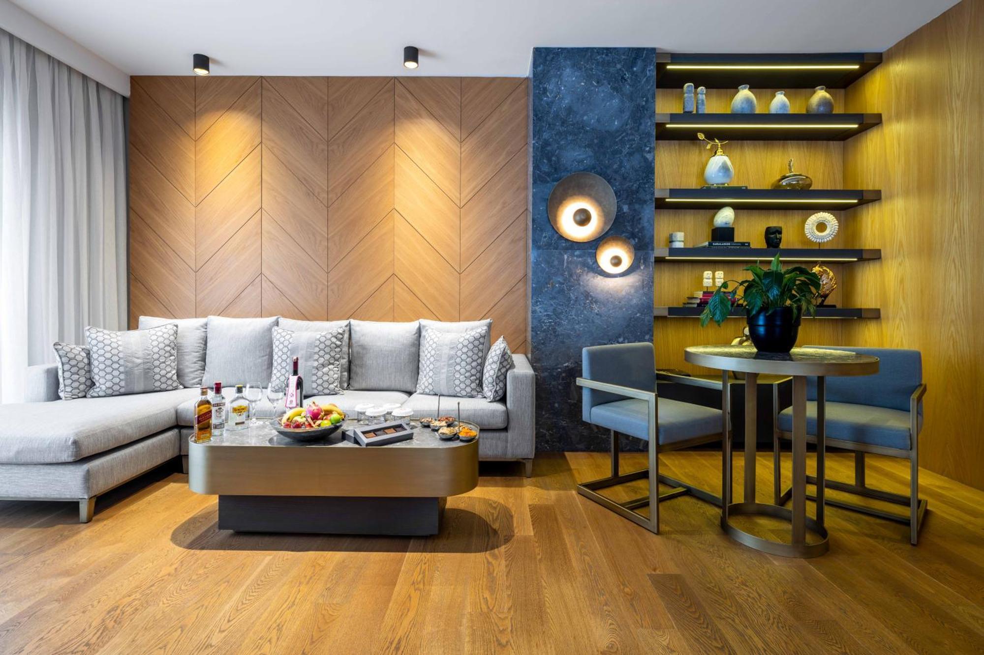Barut Hemera 5* Side